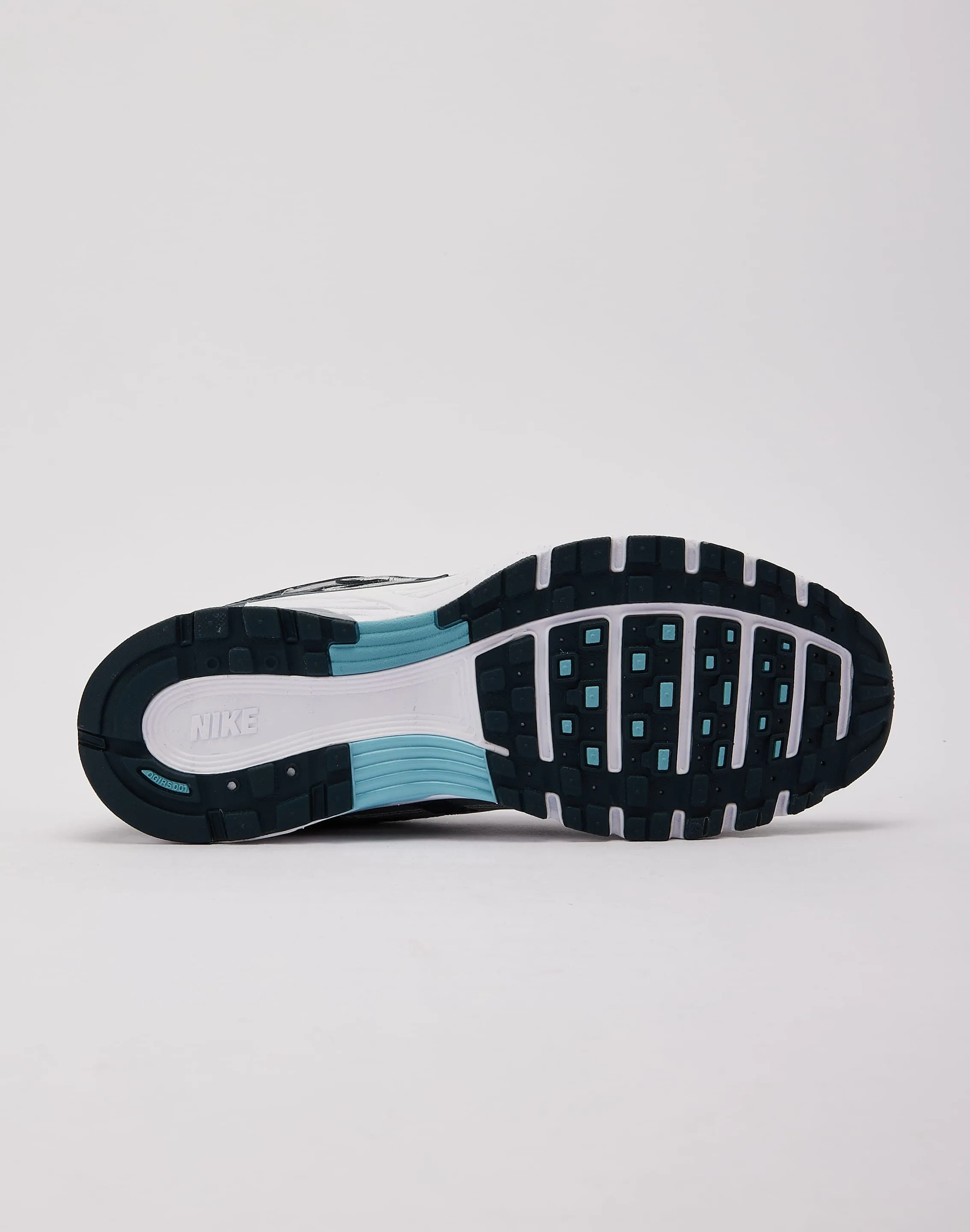 Nike P-6000 Zipper Closure Plan Step