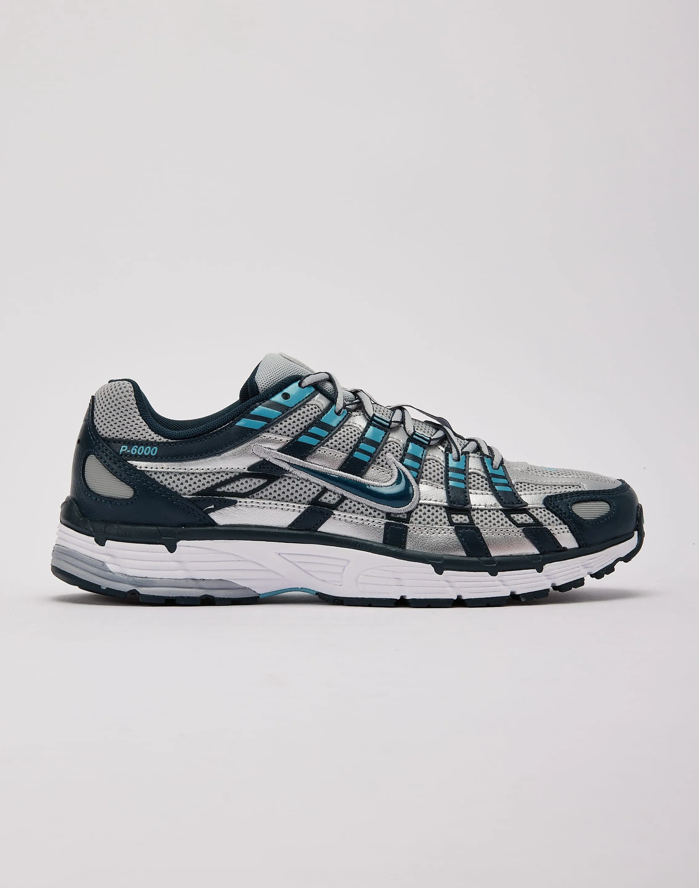 Nike P-6000 Oasis Hike