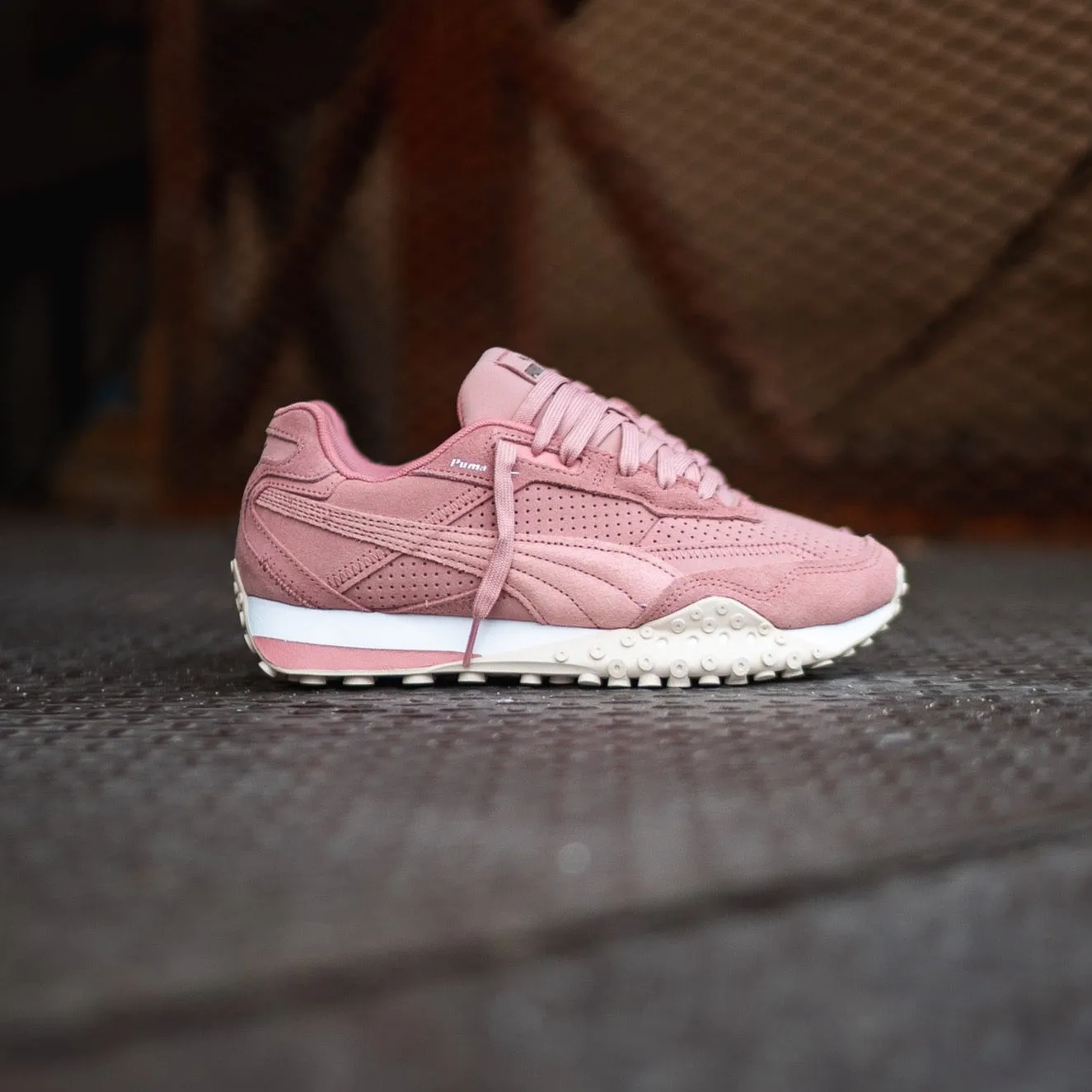 Virtual Step Women Puma Blacktop Rider (Future Pink/Alpine Snow)