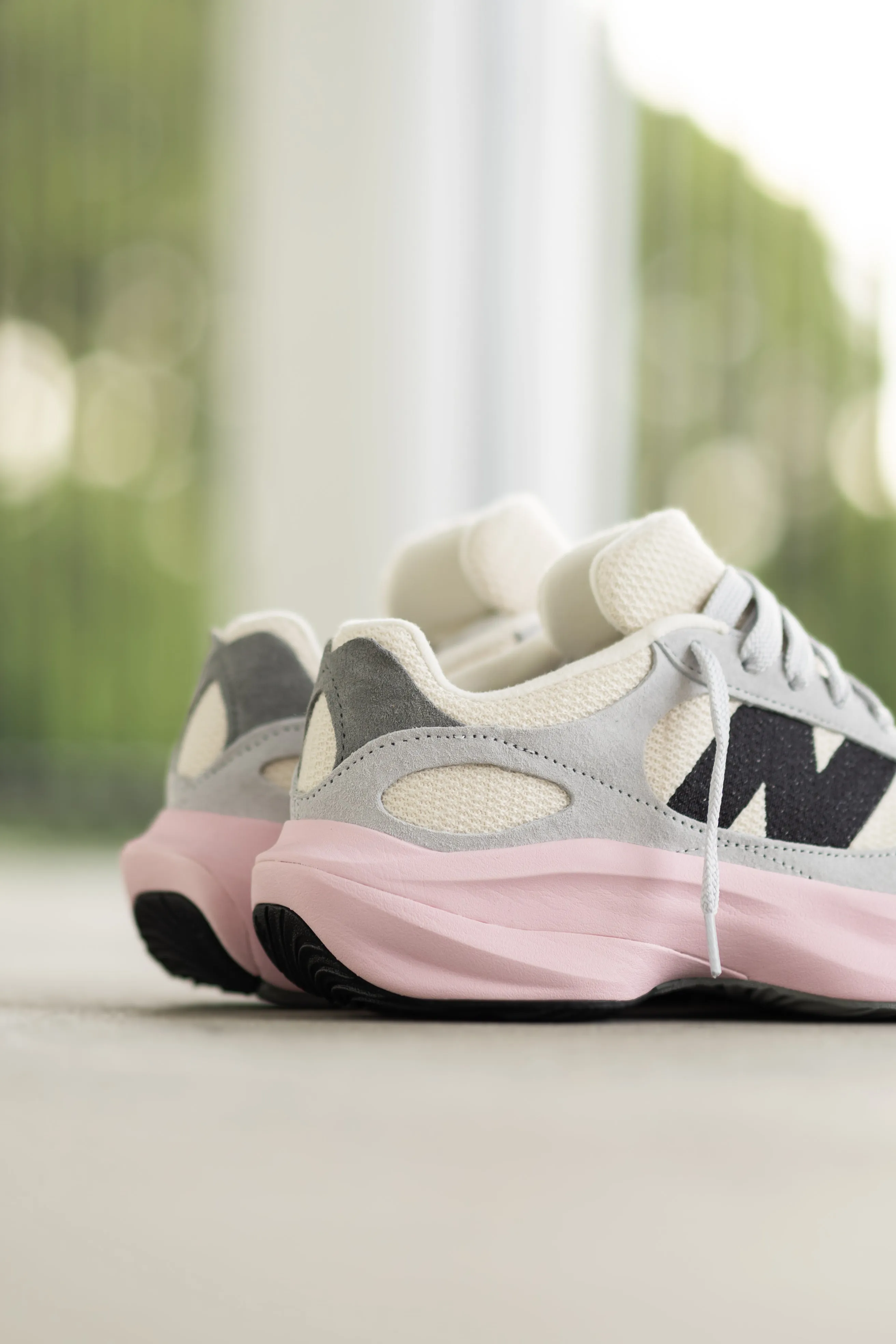 therapeutic - benefit - level Mens New Balance WRPD (Beige/Grey/Pink) - UWRPDGBP
