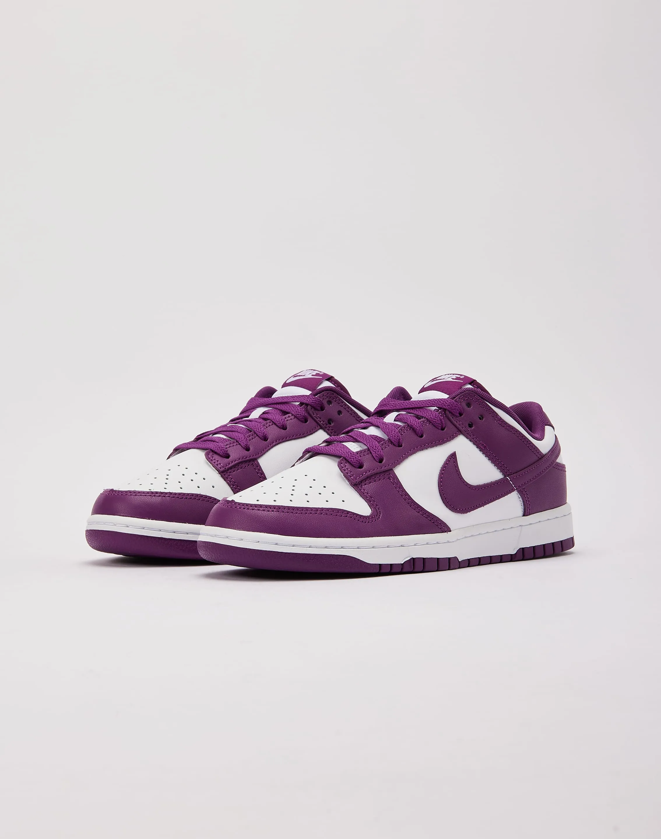 easy move Nike Dunk Low