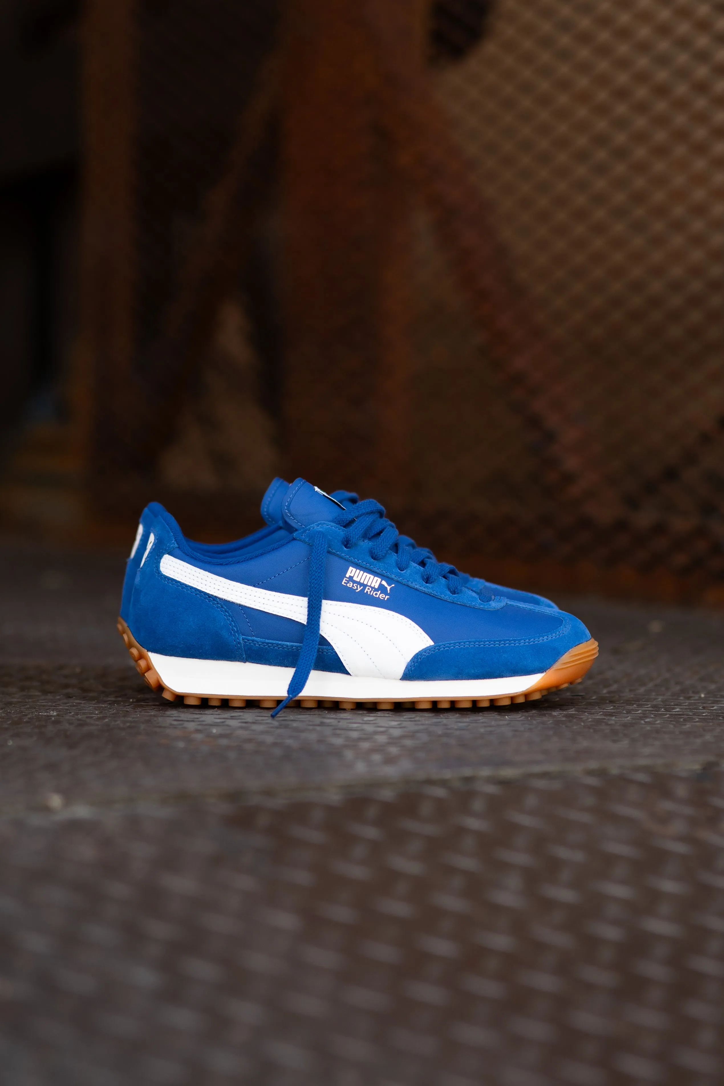 classic - look Mens Puma Easy Rider Vintage (Clyde Royal/ Puma White)