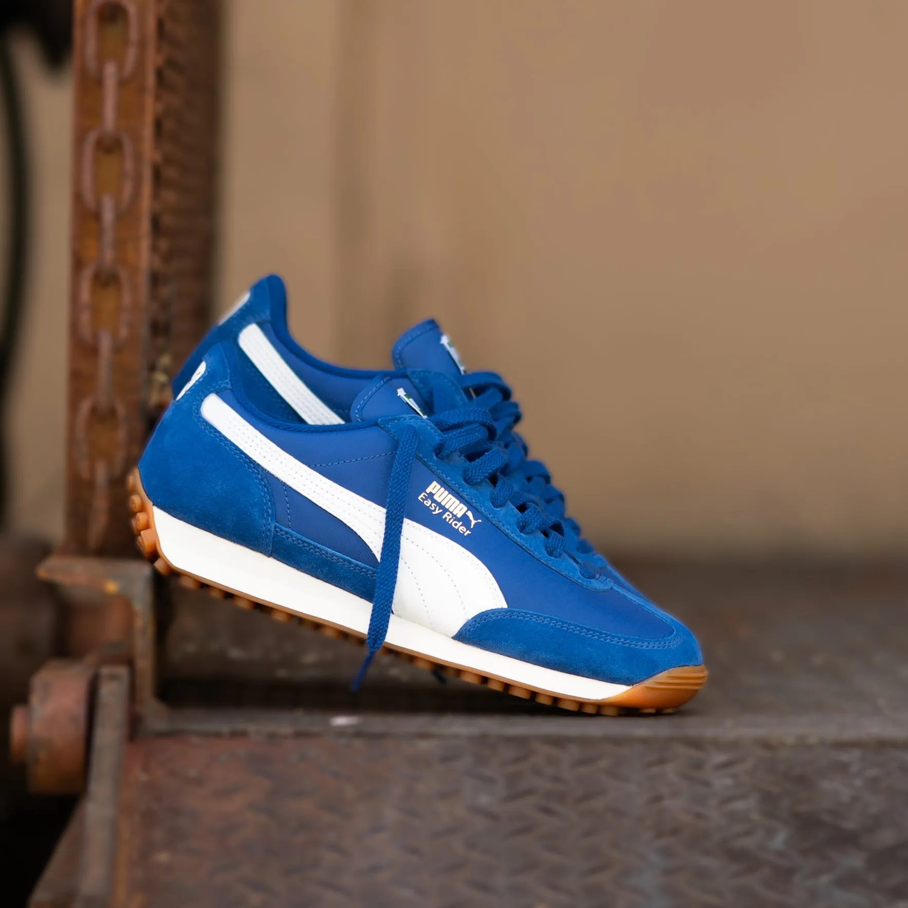 Useful travelers' Mens Puma Easy Rider Vintage (Clyde Royal/ Puma White)
