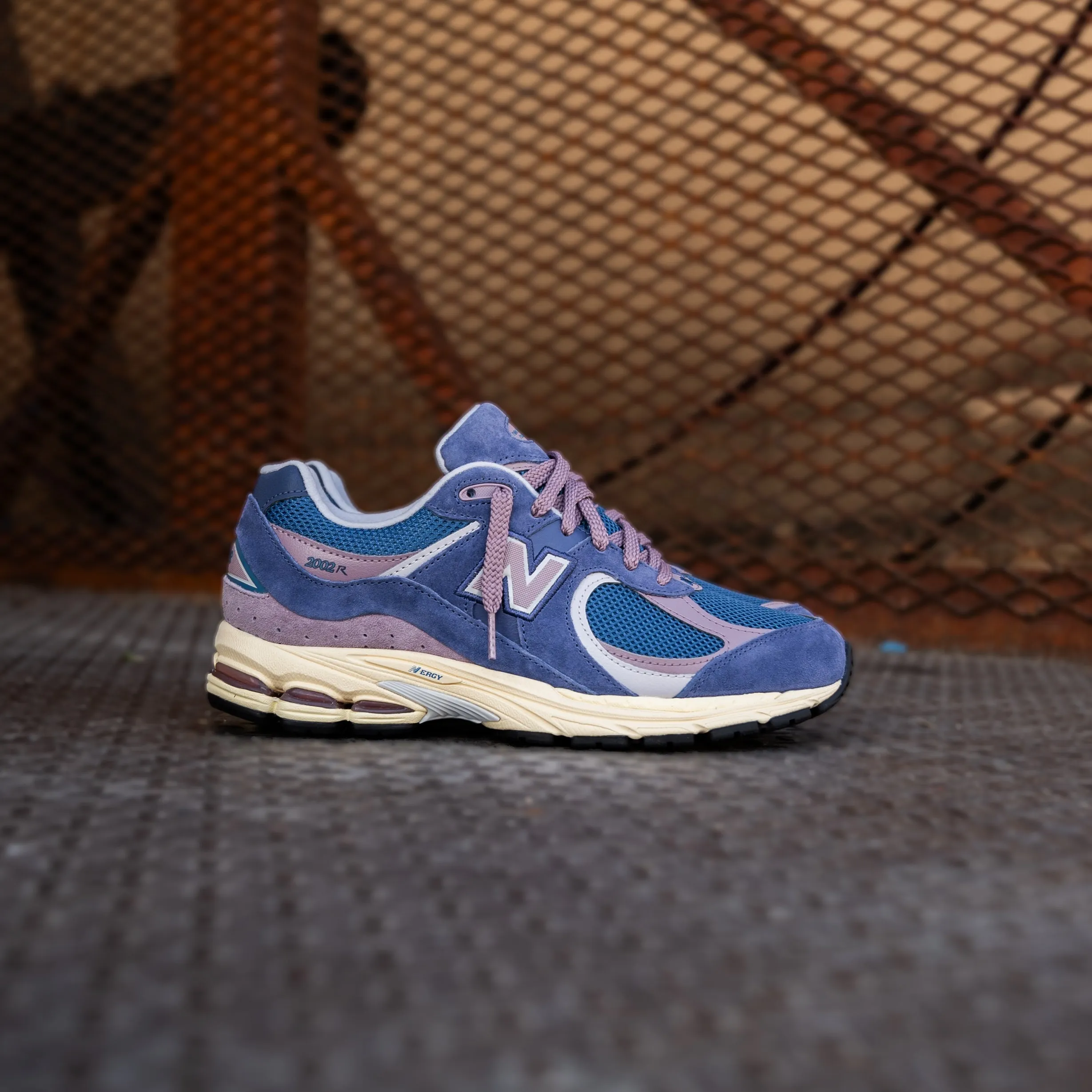 Mens New Balance 2002R (Blue/Purple) - U2002RPA tennis players' agility