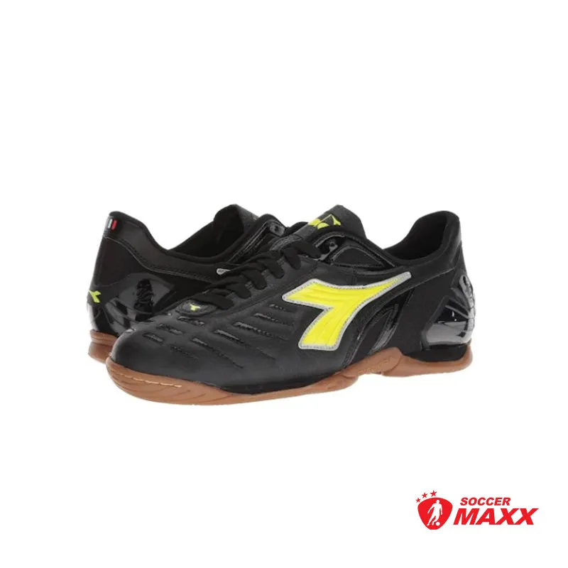 High Performance Diadora Maracana 18 Leather Indoor Court Shoe