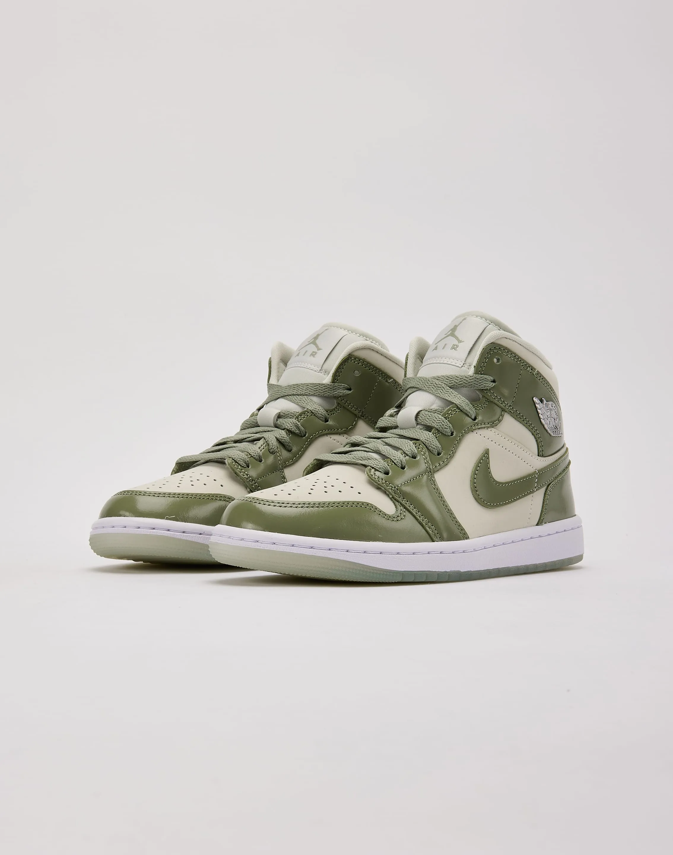 Ventilation Ports Fashion Casual Jordan Air Jordan 1 Mid SE