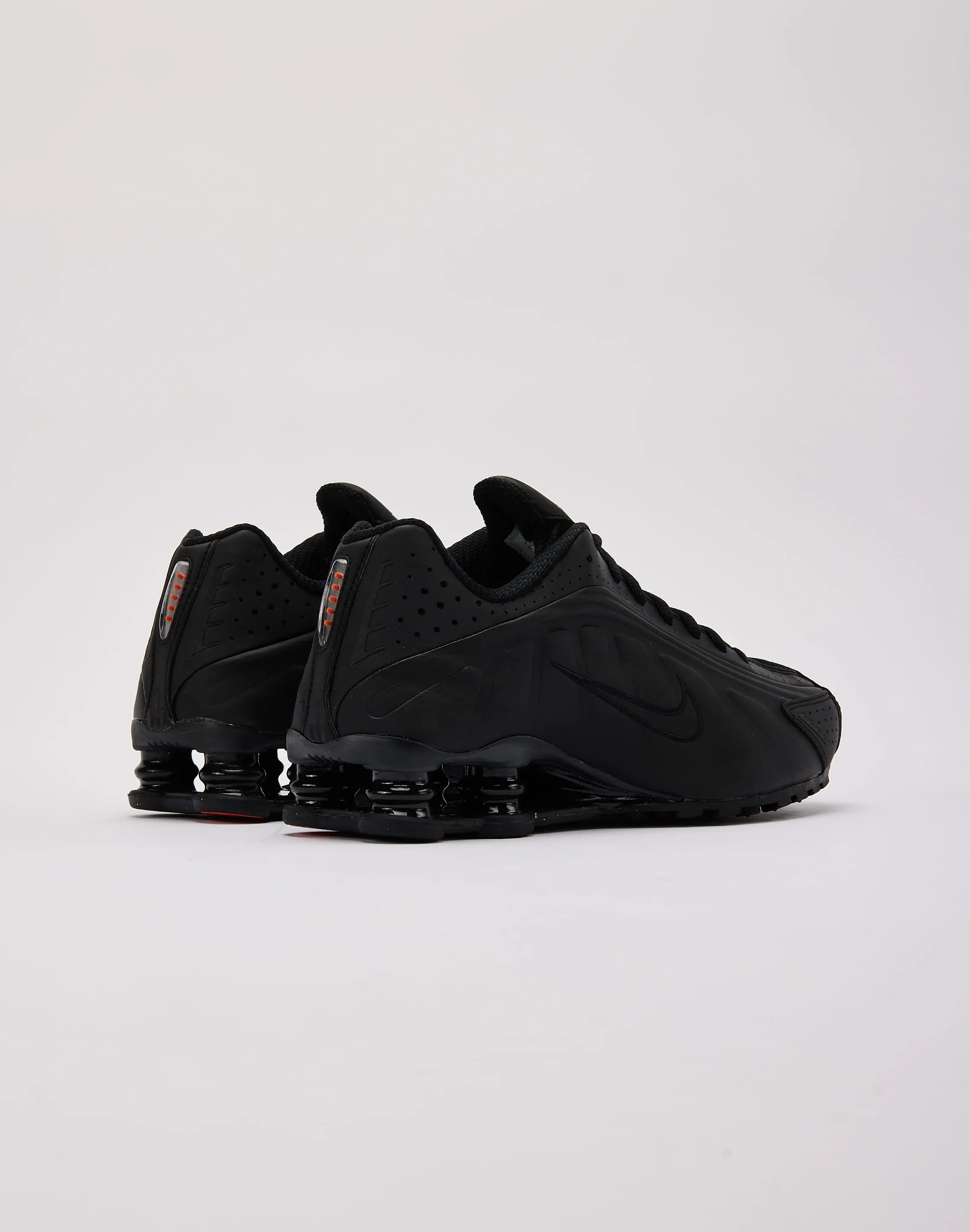 Precision Stitching Nike Shox R4
