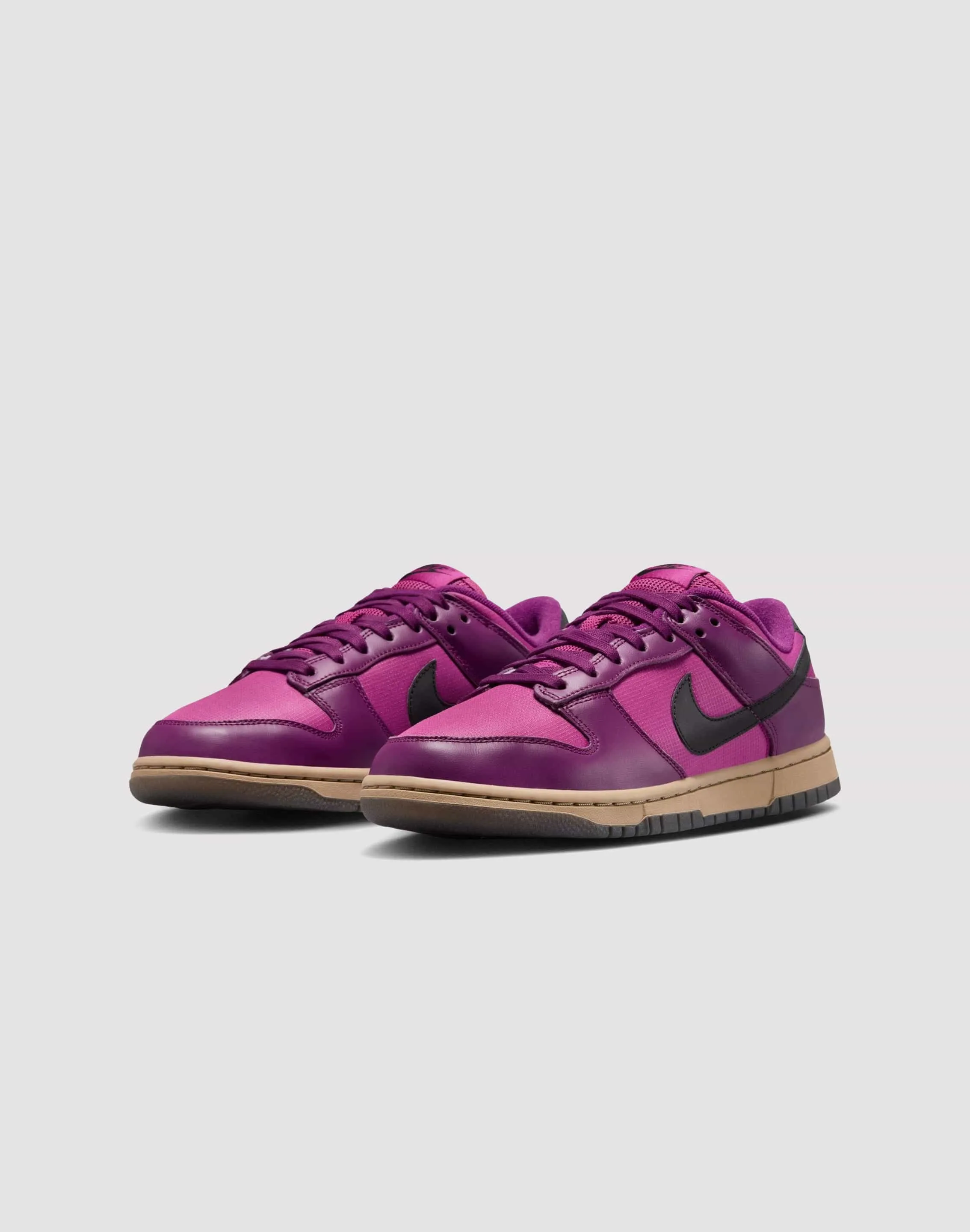Balance Walk All-purpose stability Nike Dunk Low "Viotech"