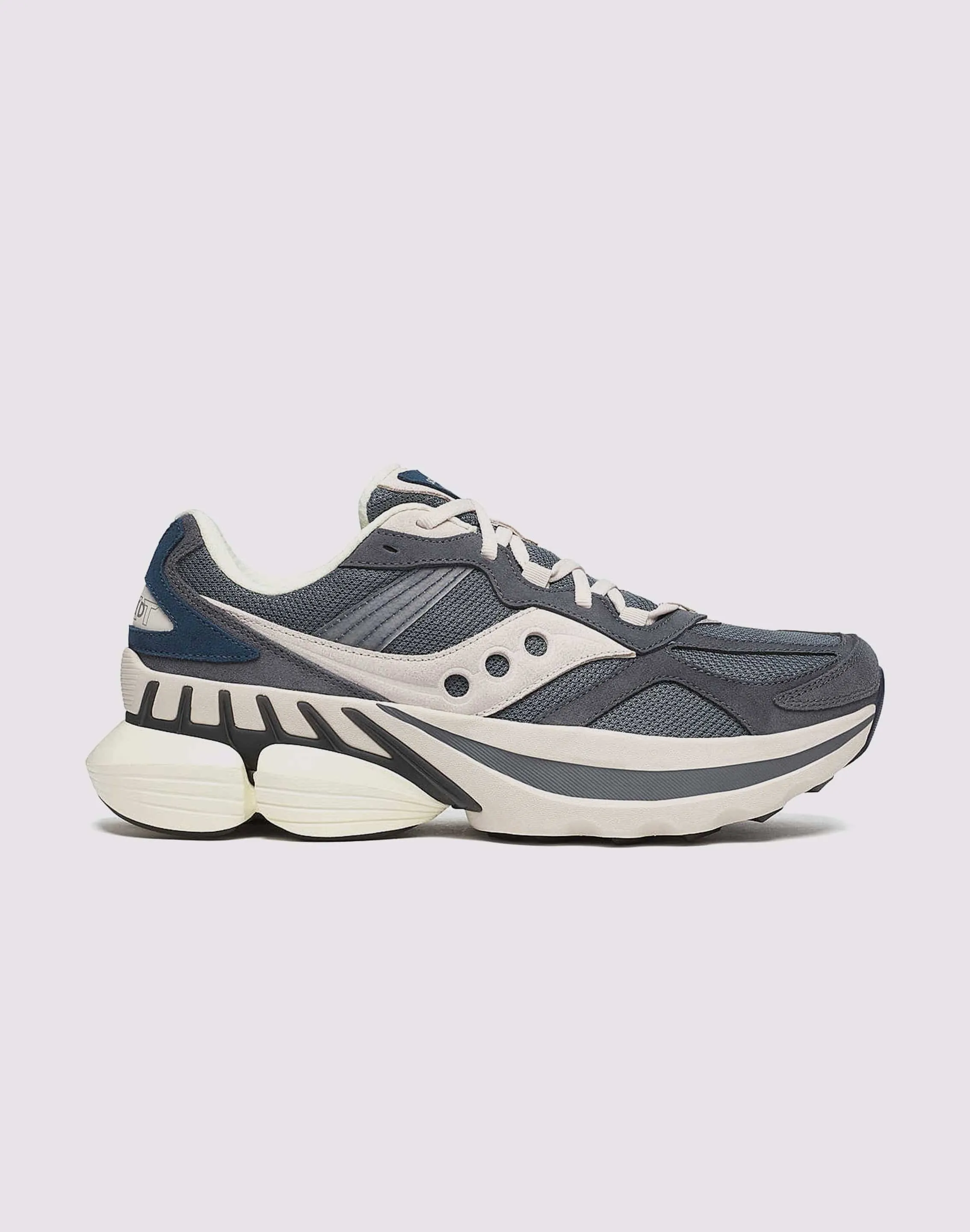 Roll Up Saucony Grid NXT Suede