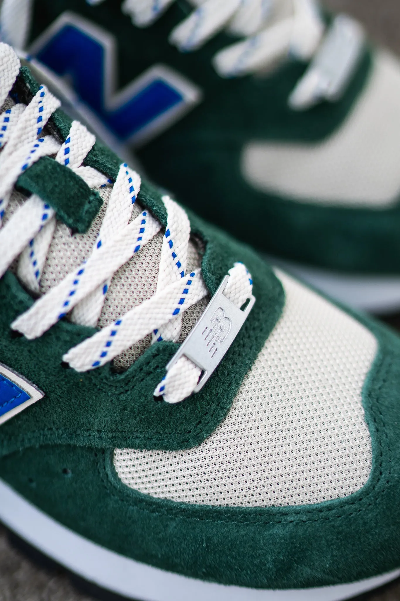 Mens New Balance 574 (Green/Royal) - ML574DVG All-day arch support tint