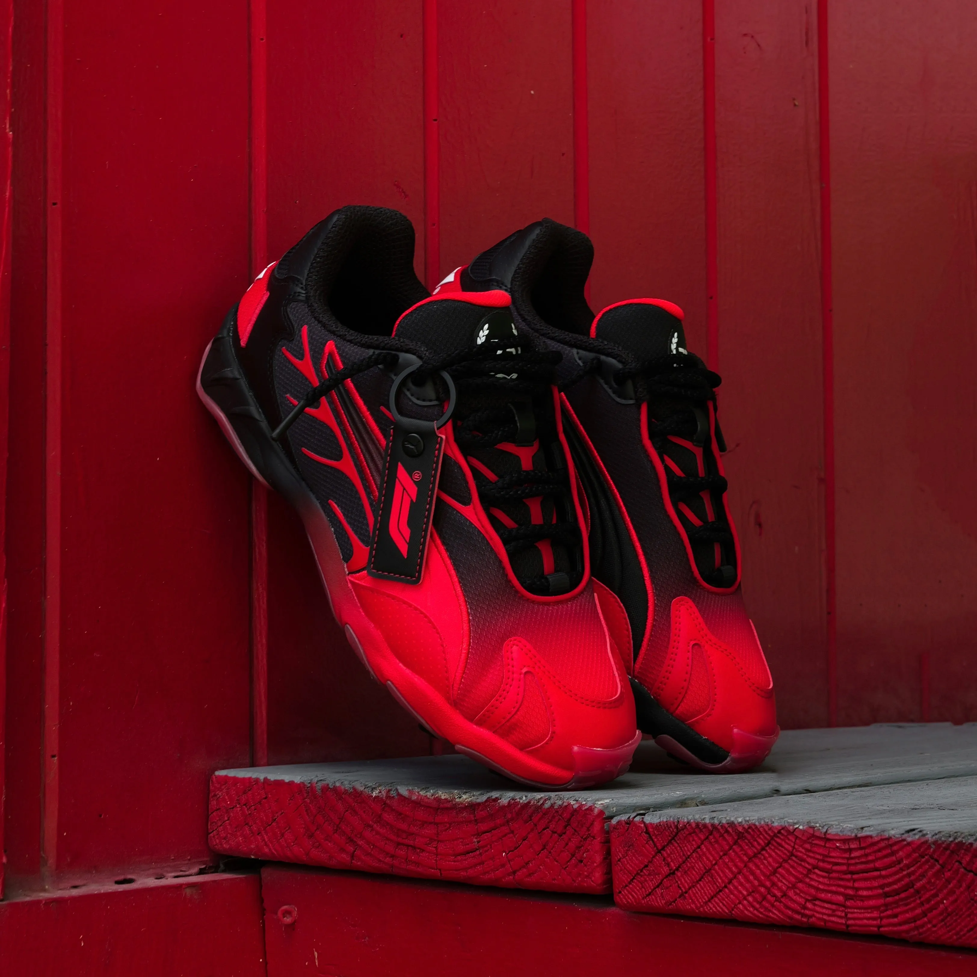 Party - Wear Mens Puma Inhale F1 75yrs (Puma Black/Pop Red)