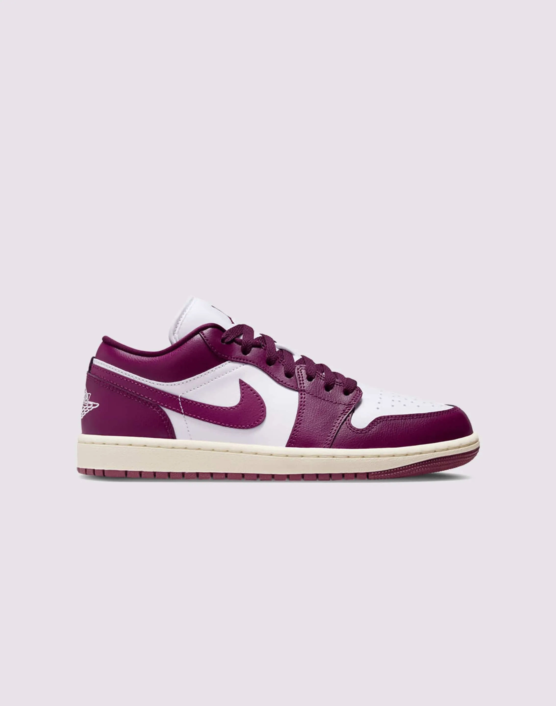 Jordan Air Jordan 1 Low Sturdy Build Smooth Support
