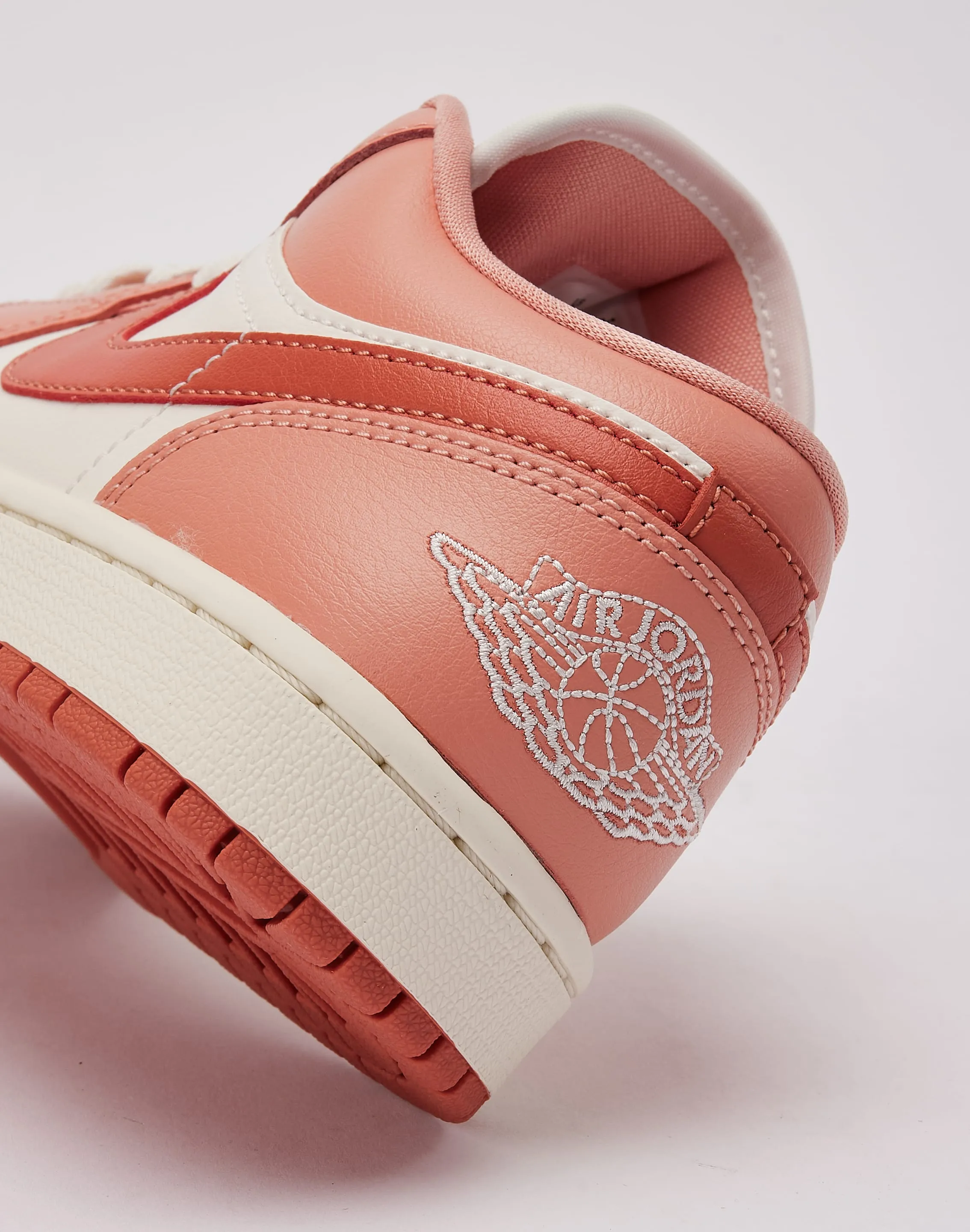 Jordan Air Jordan 1 Low Foot Contouring