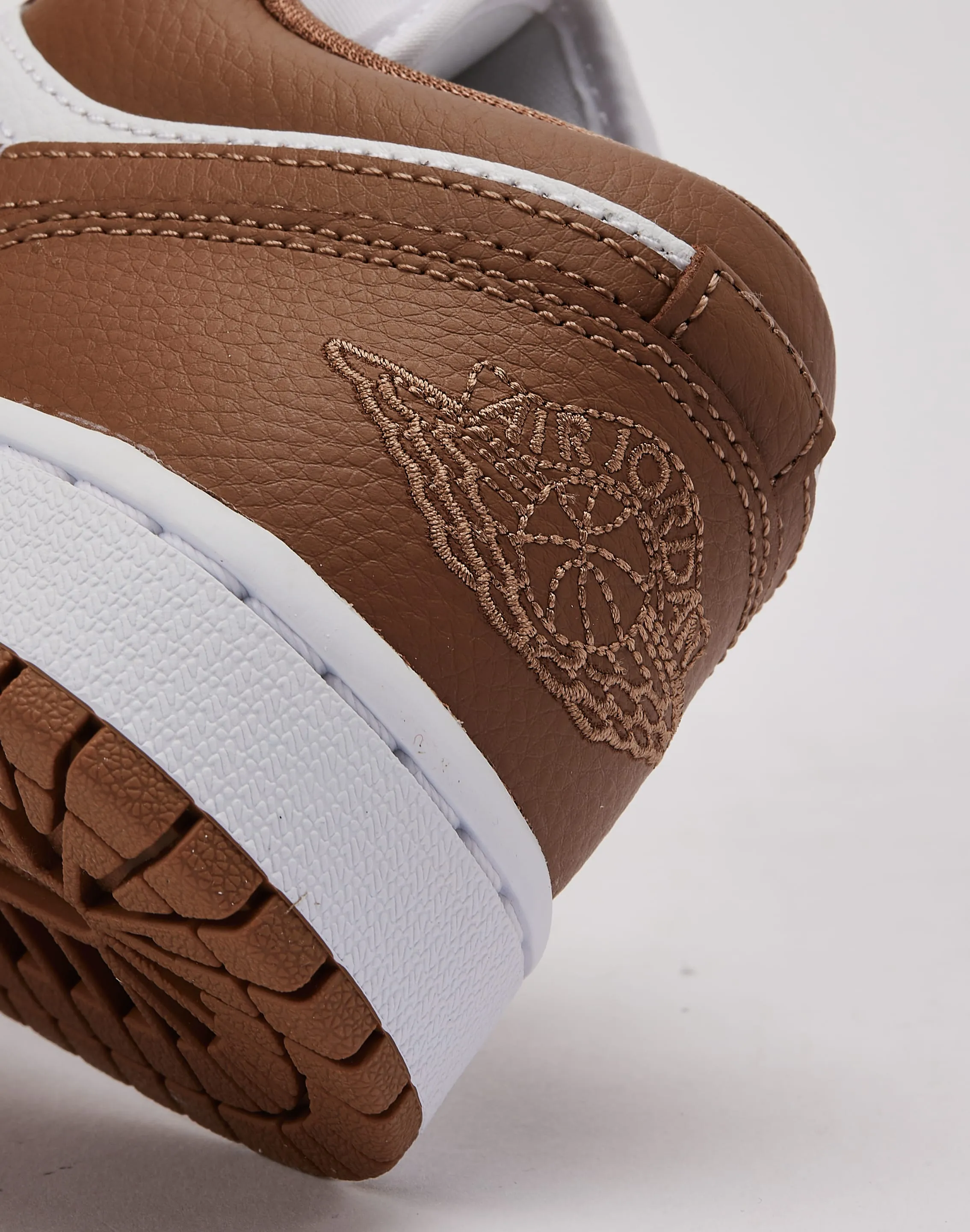 Good Grip All-Day Cushioning Jordan Air Jordan 1 Low