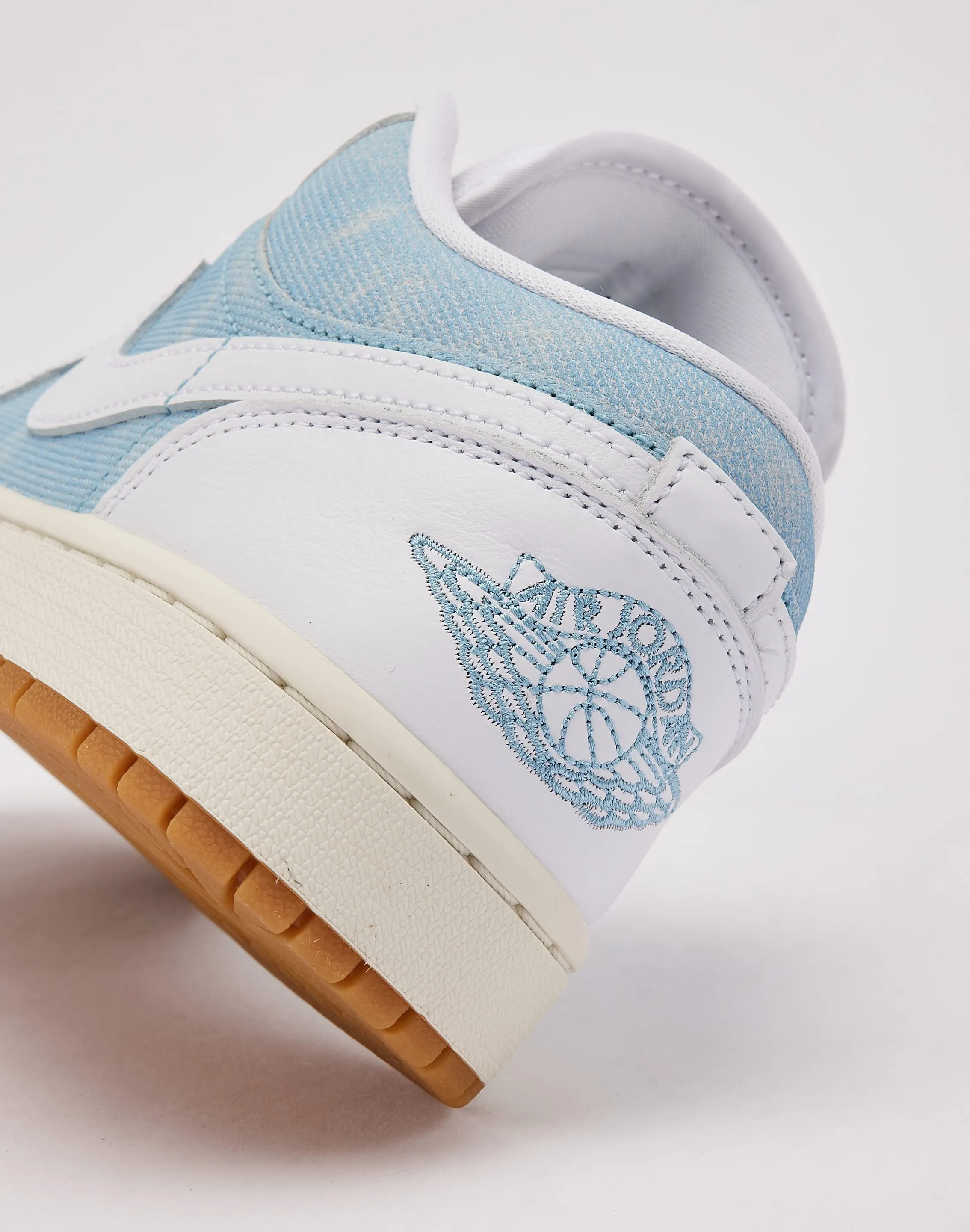 Jordan Air Jordan 1 Low SE ReinforcedHeel Style Boost