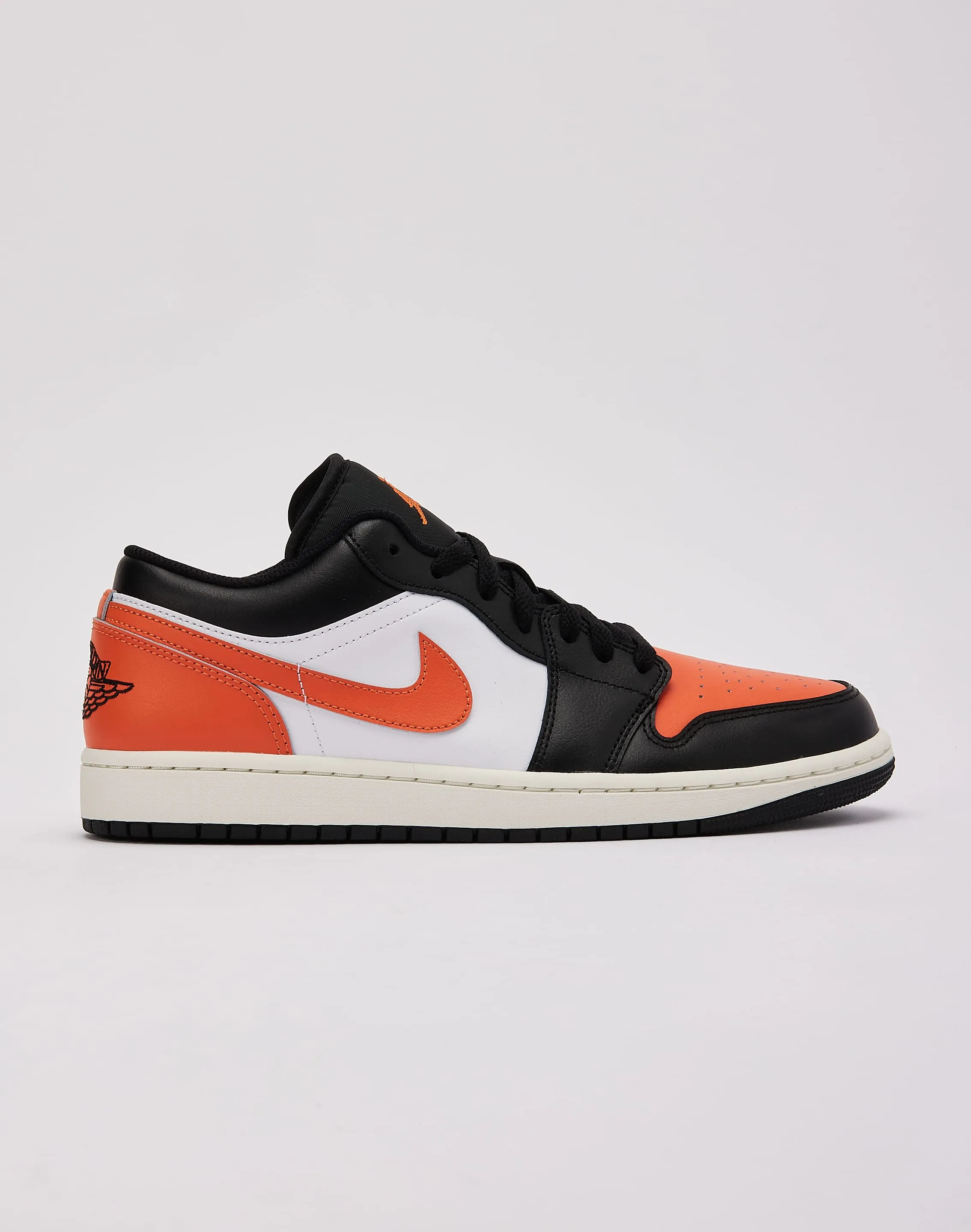 Jordan Air Jordan 1 Low Trend Focused