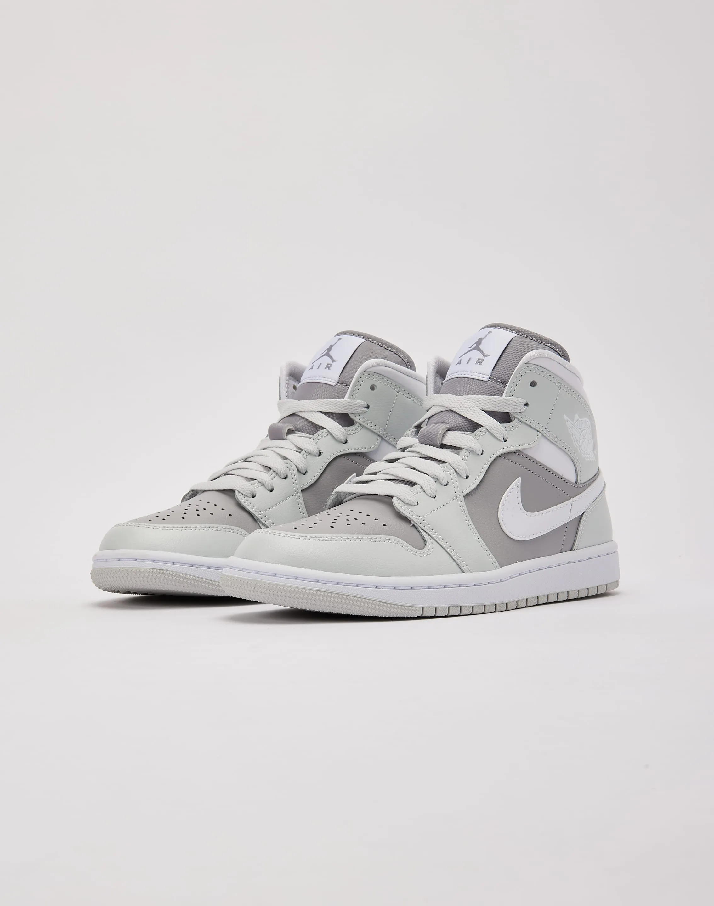 Urban Function Sneaker Culture Jordan Air Jordan 1 Mid