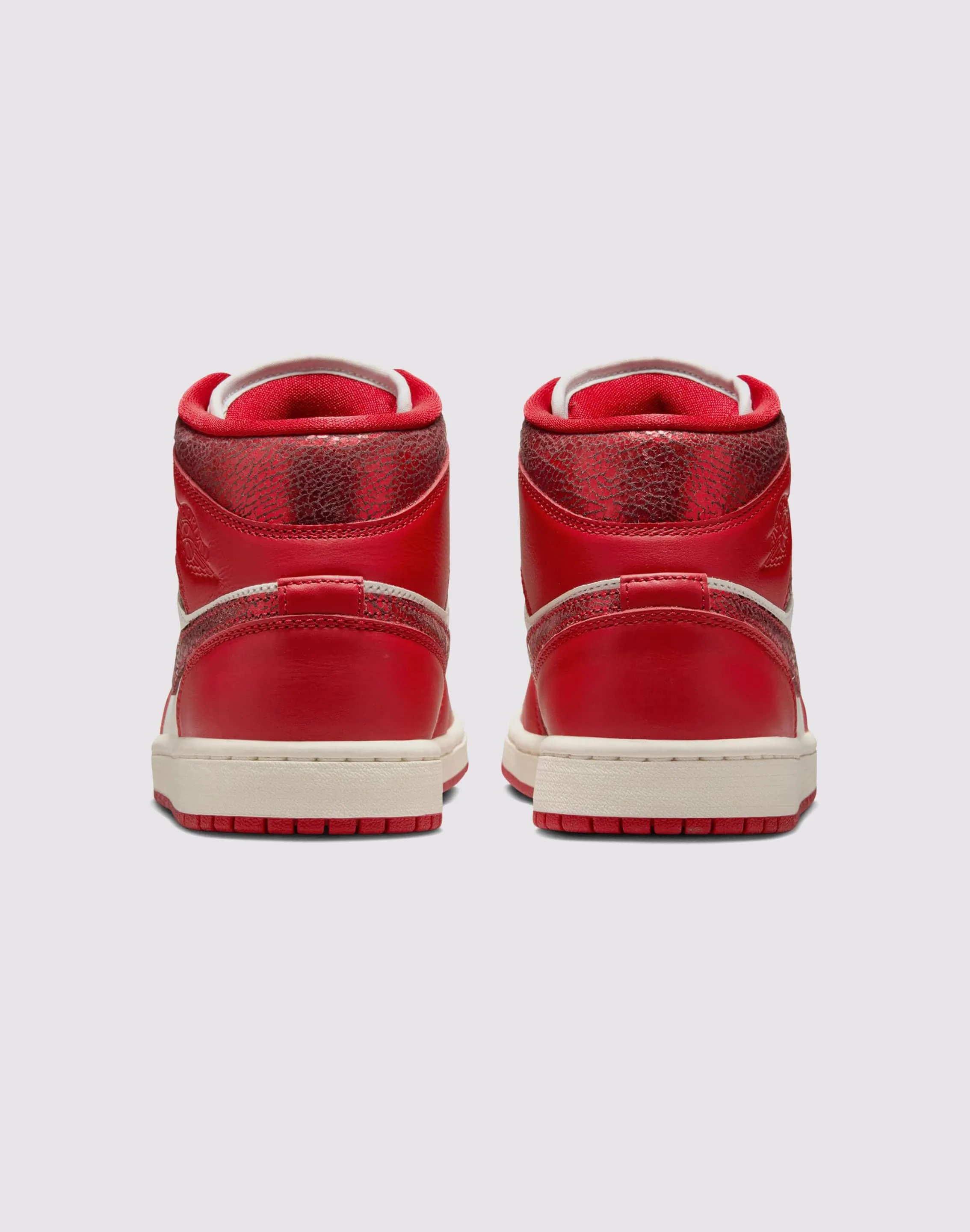 Ankle Hugging Design Travel Day Jordan Air Jordan 1 Mid SE