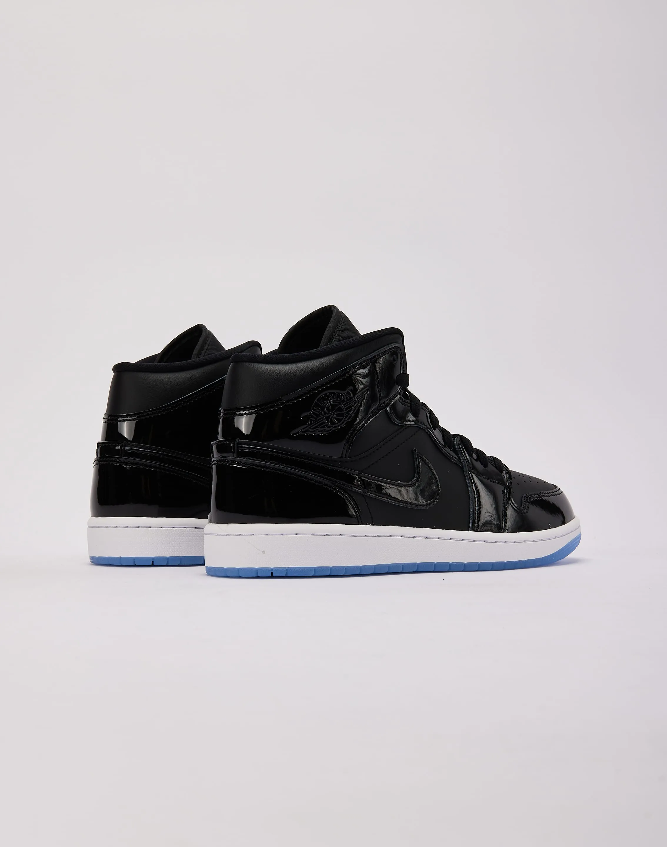 Timeless Comfort Jordan Air Jordan 1 Mid SE 'Space Jam'