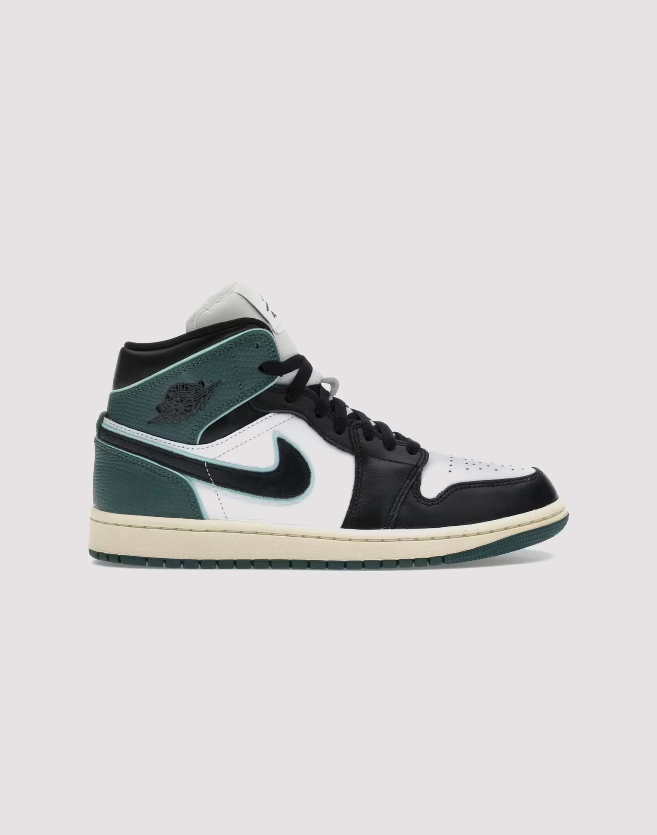 Elastic Gusseted Tongue Jordan Air Jordan 1 Mid SE