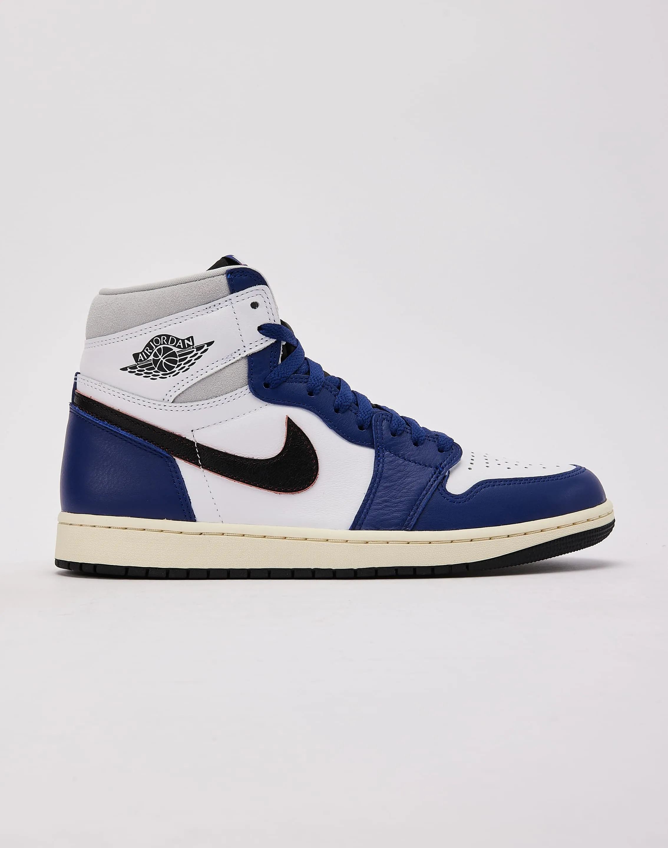 Jordan Air Jordan 1 Retro High OG 'Rare Air' Movement Ease Smart Casual