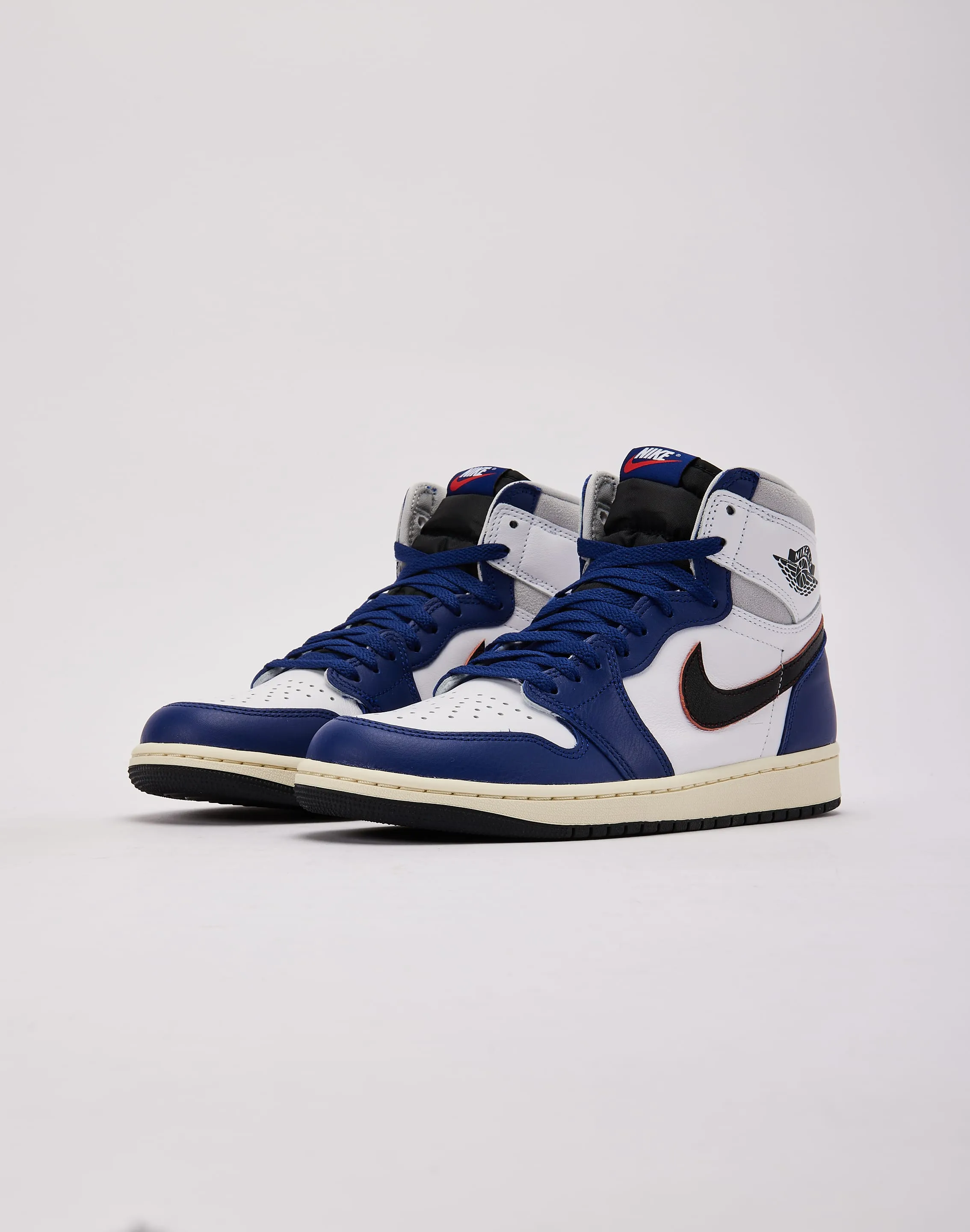 Heel Support Light Step Jordan Air Jordan 1 Retro High OG 'Rare Air'