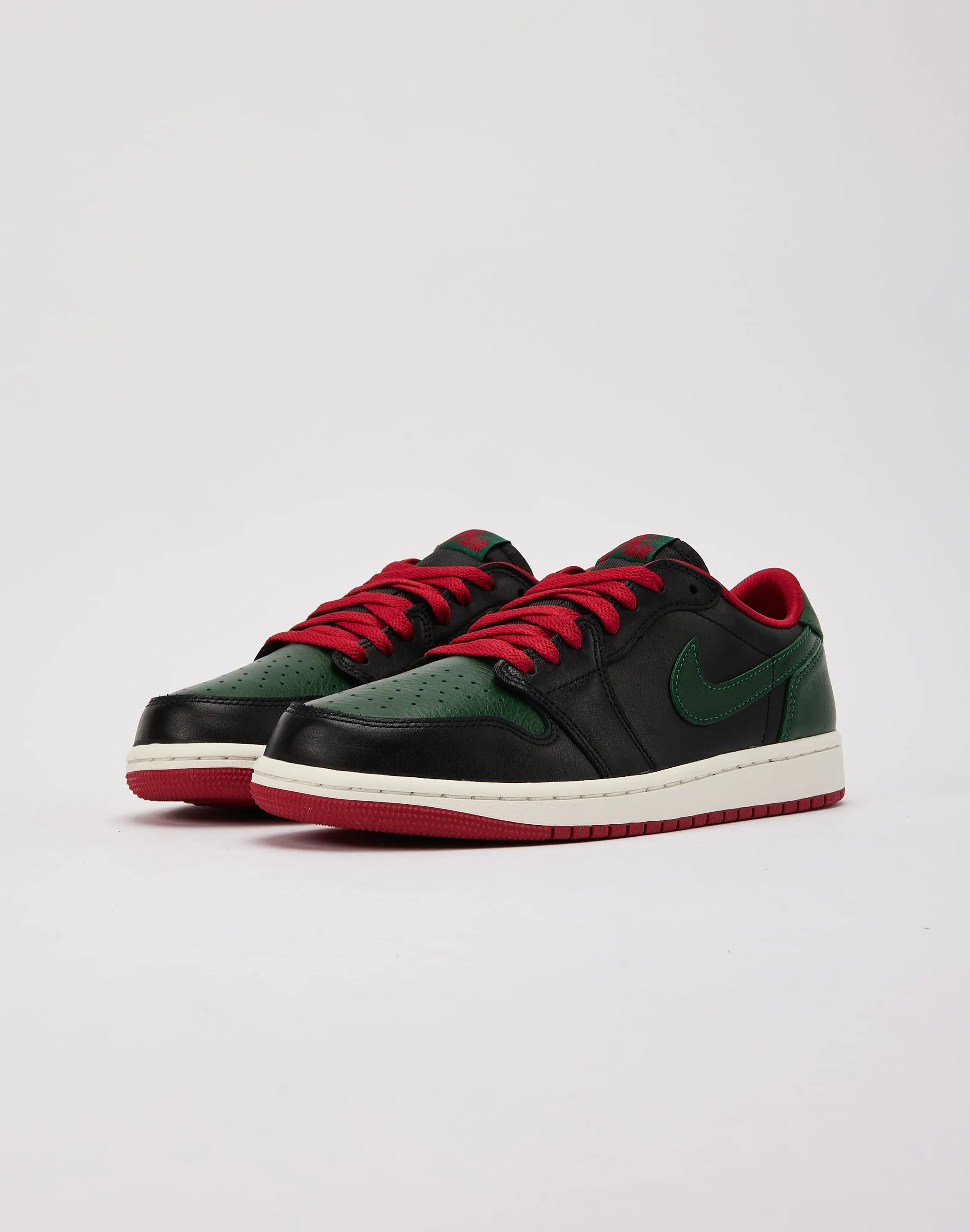 Lace Design Jordan Air Jordan 1 Retro Low OG 'Black and Gorge Green'