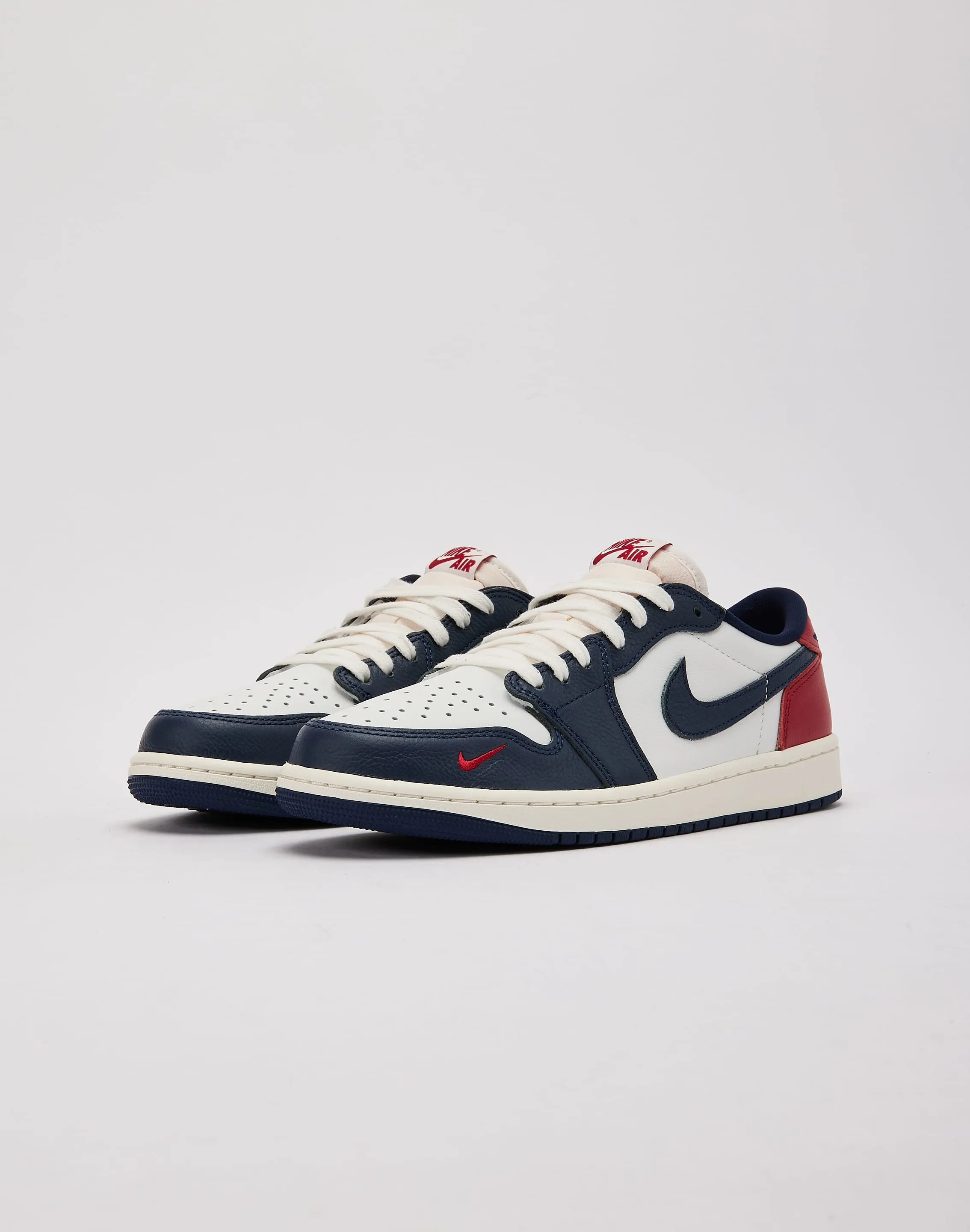 Jordan Air Jordan 1 Retro Low OG 'Howard University' Dry Steps