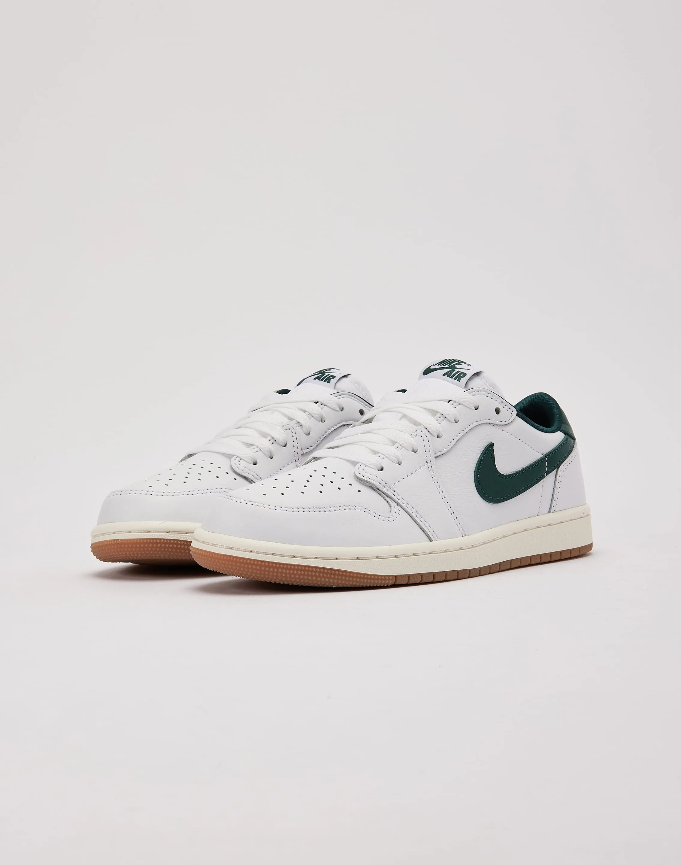 Fashion-Forward Look Jordan Air Jordan 1 Retro Low OG 'Oxidized Green'