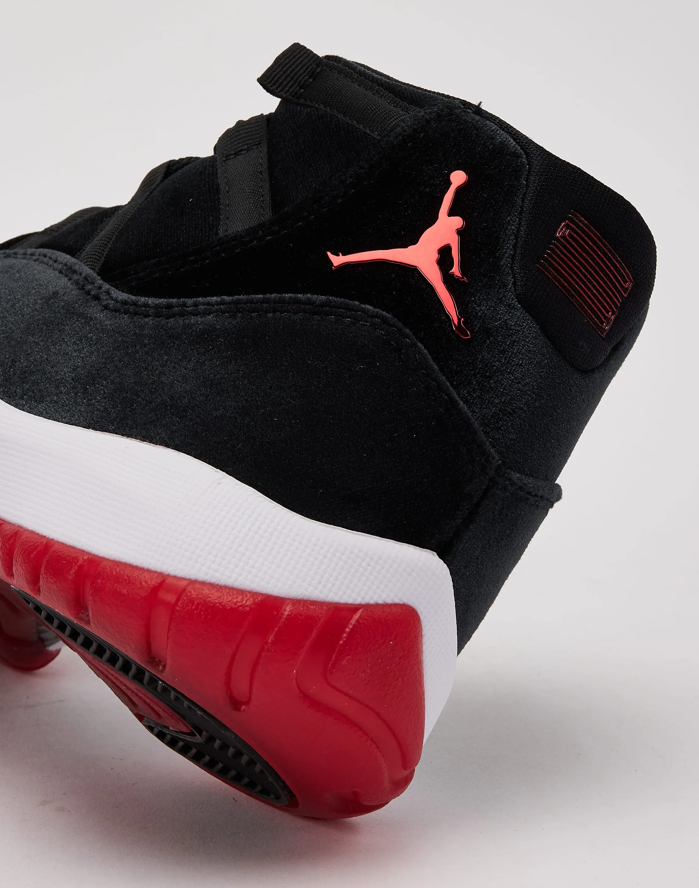Jordan Air Jordan 11 Retro 'Bred Velvet' Slip Easy Enhanced Mobility