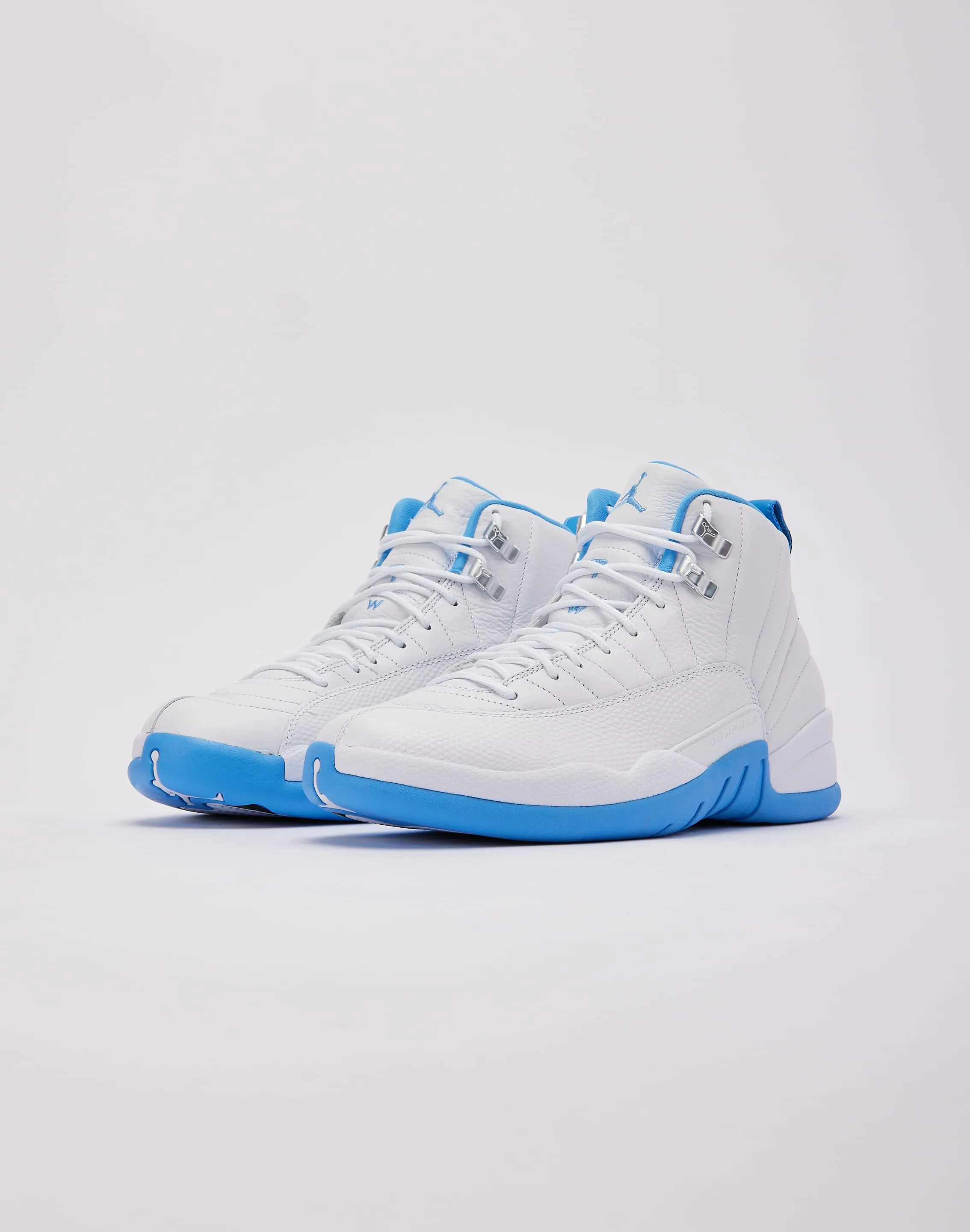 Jordan Air Jordan 12 Retro 'White and University Blue' Classic Foot Softness