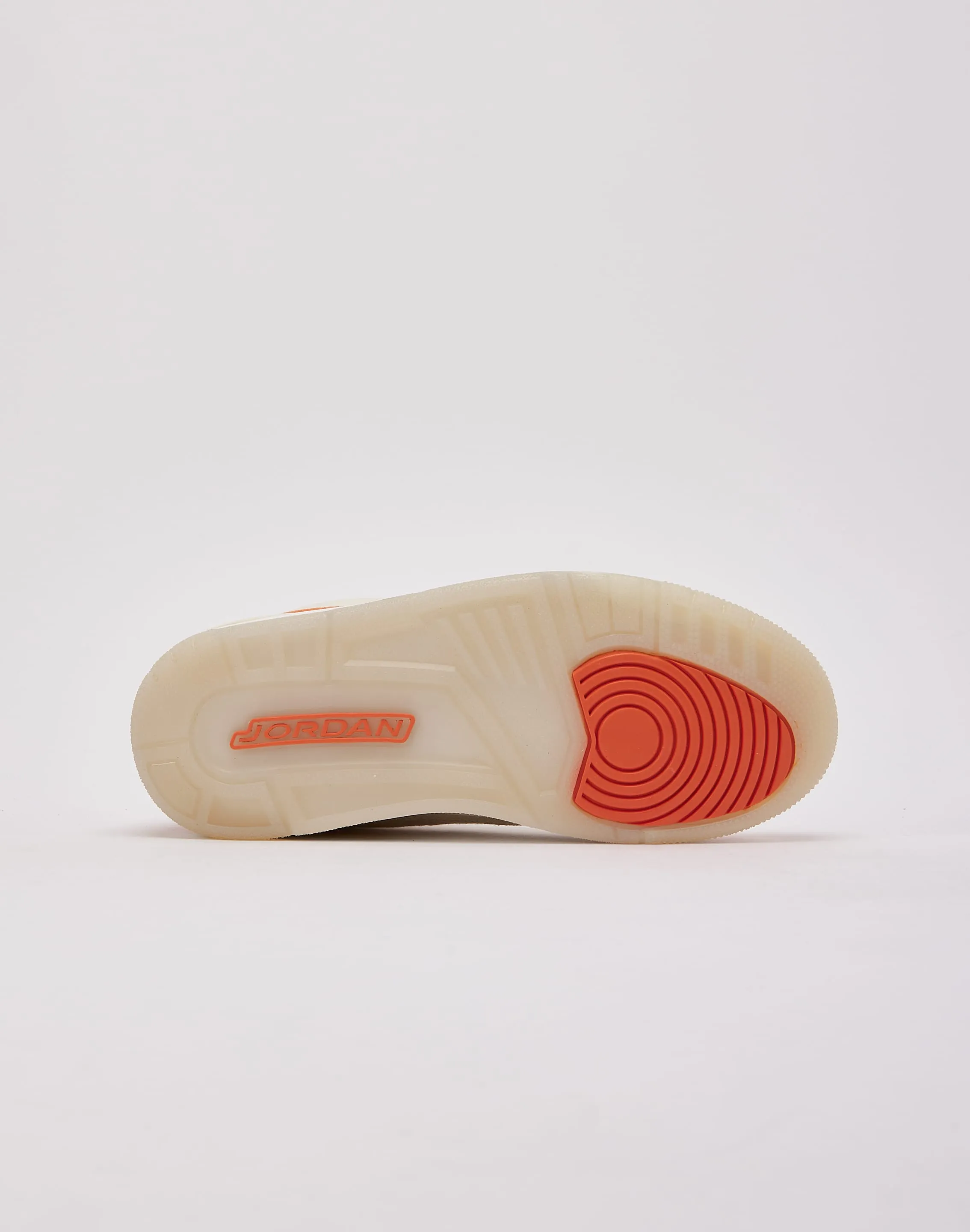 Jordan Air Jordan 3 Retro 'Starfish' Carbon Fiber Inlay Everyday Look