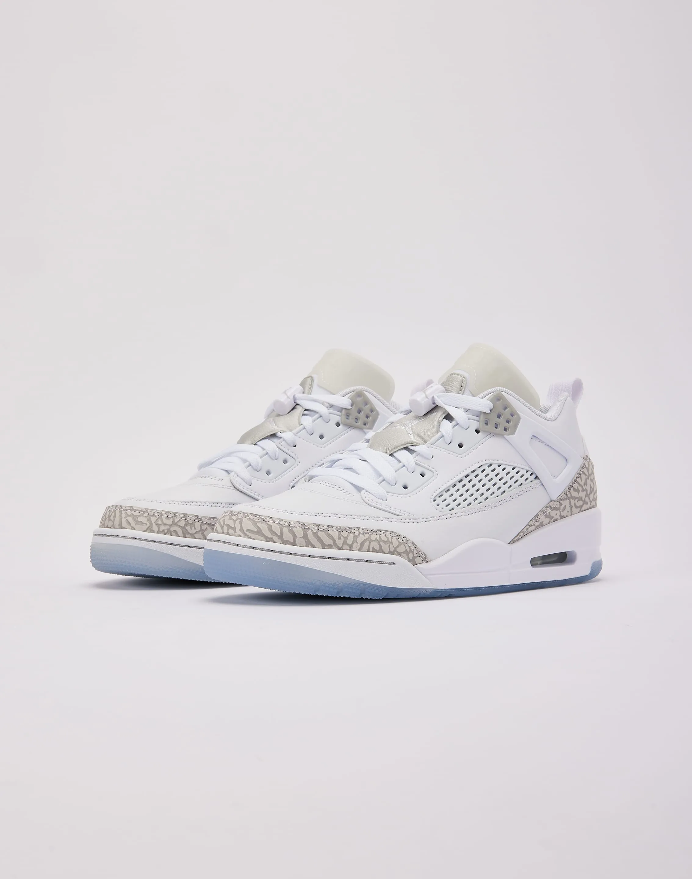 Jordan Spizike Low Stream Hike