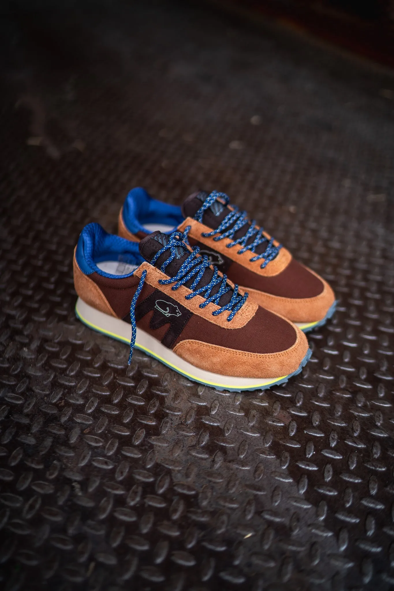 evening Karhu Albatross Control (Brown Sugar/Java)