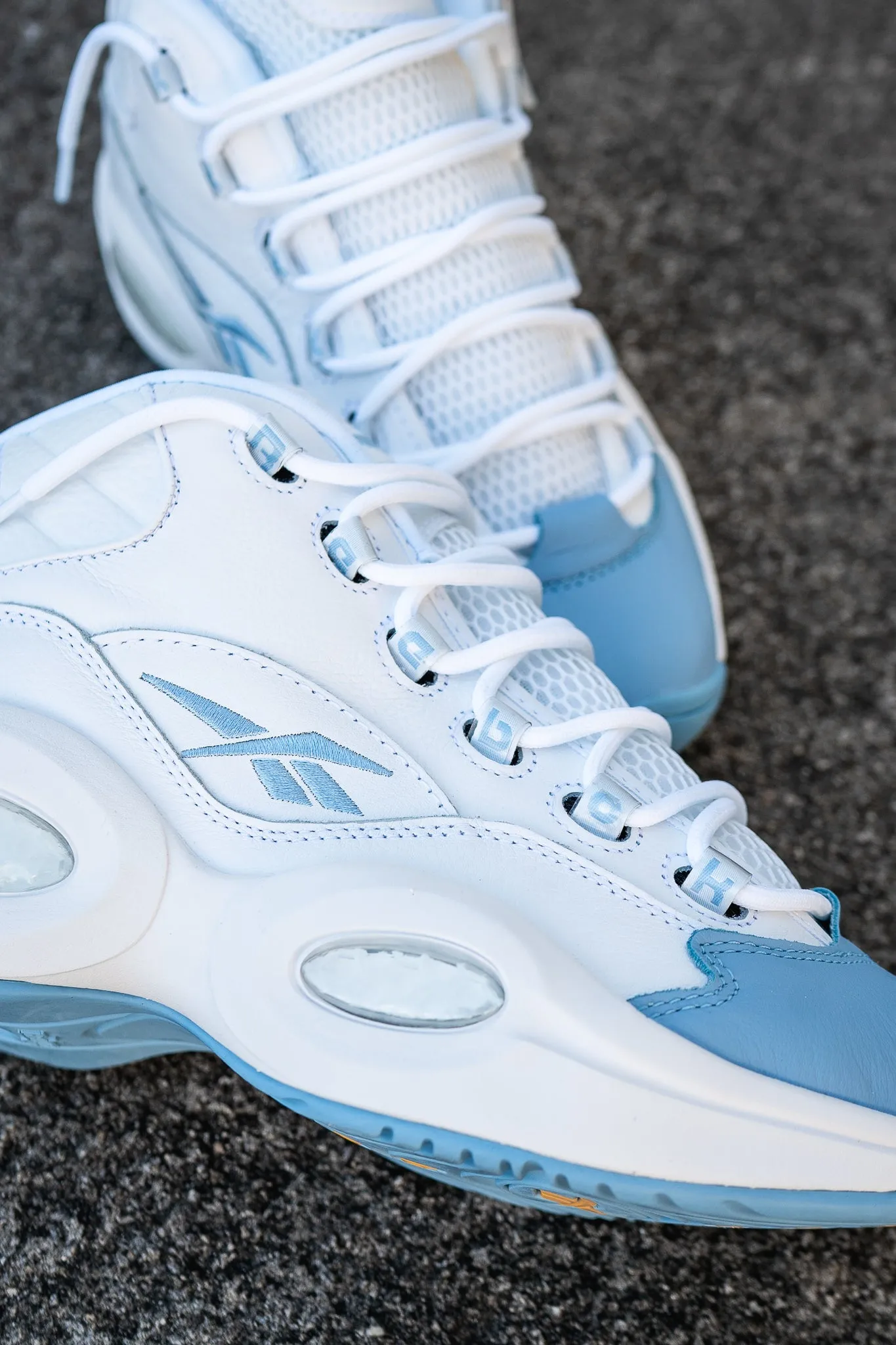 Reebok Question Mid Men's Basketball Shoes (Nuggets) Quick Fit