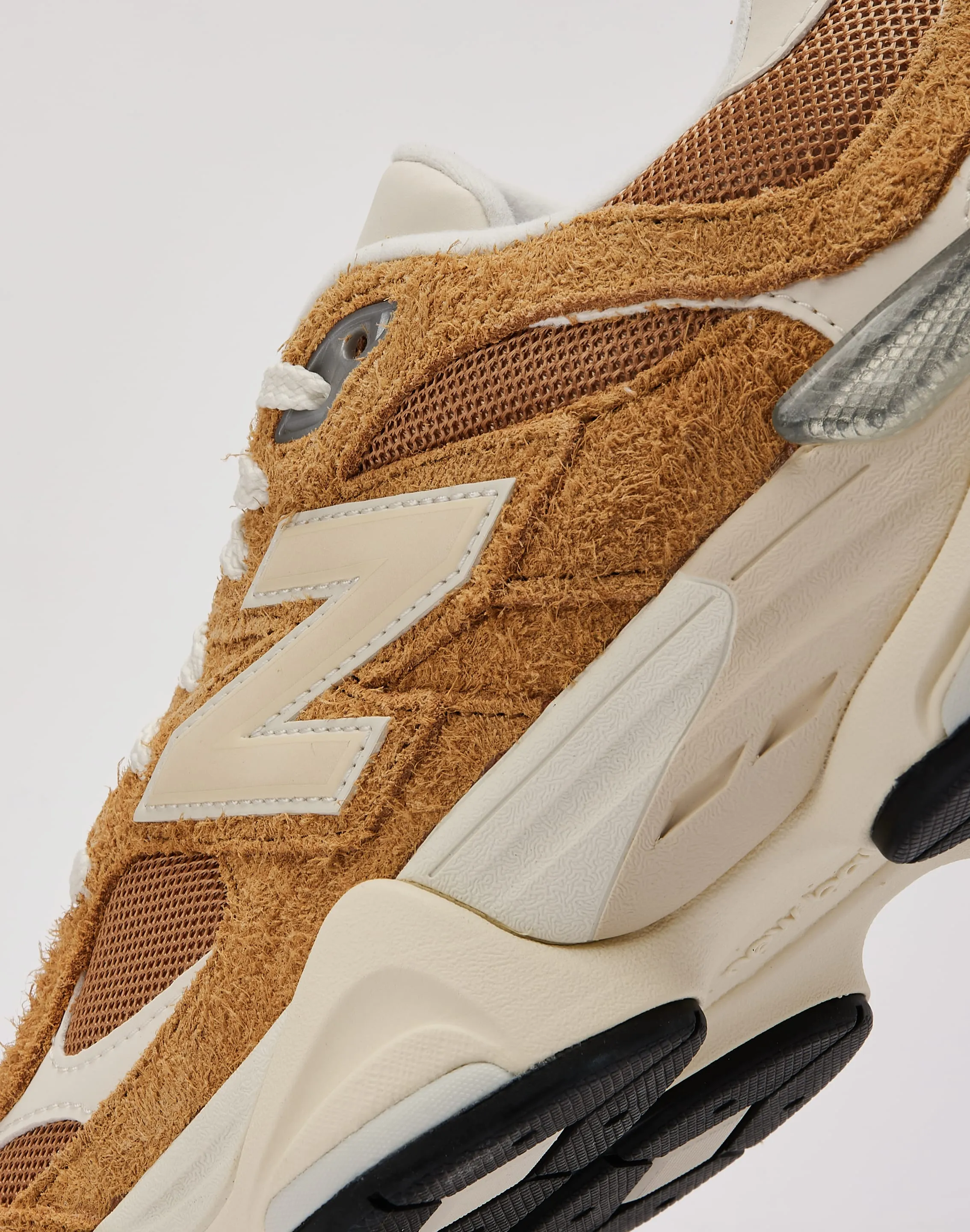 Step Smart Everyday Outfit New Balance 9060