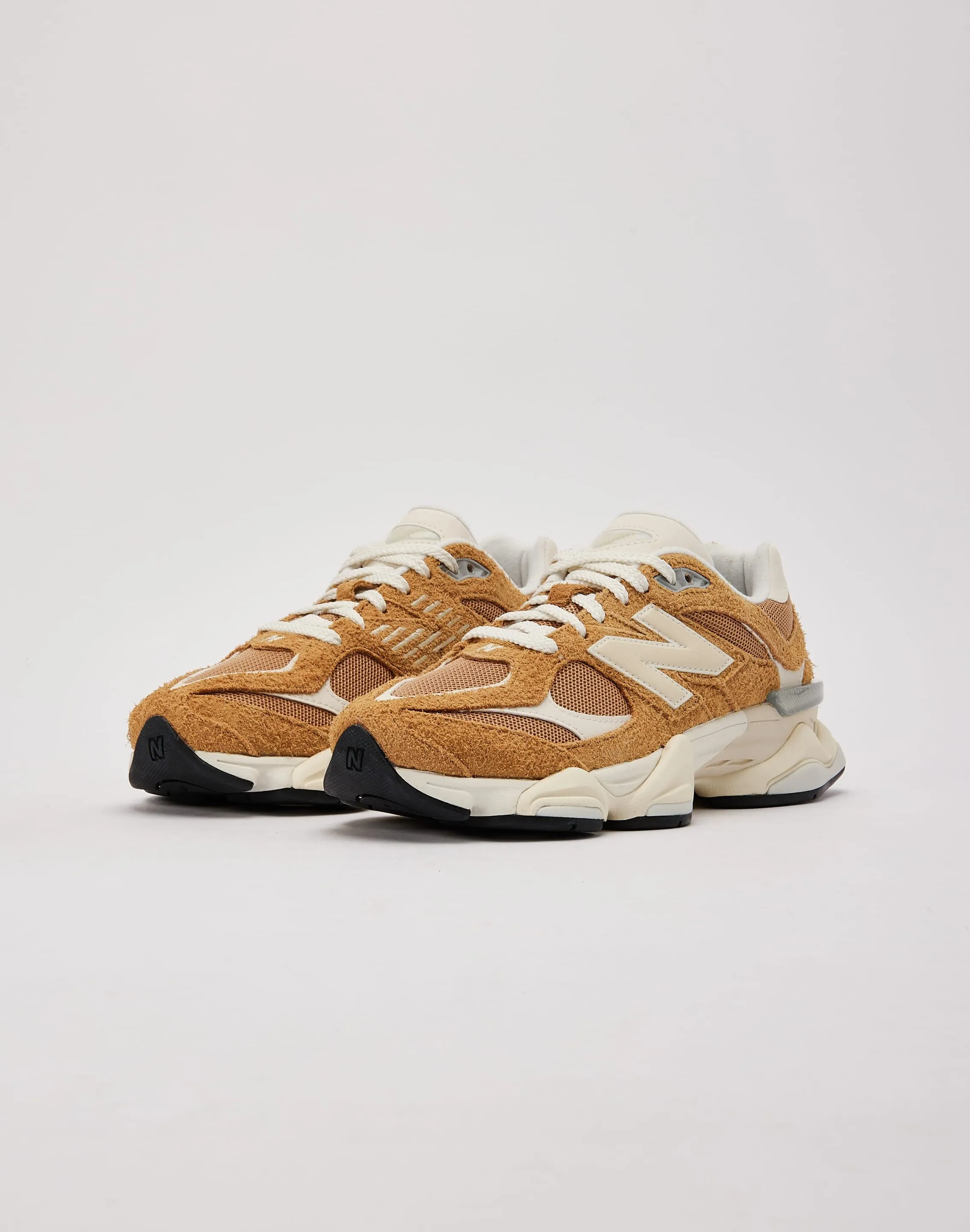 New Balance 9060 Desert Jog