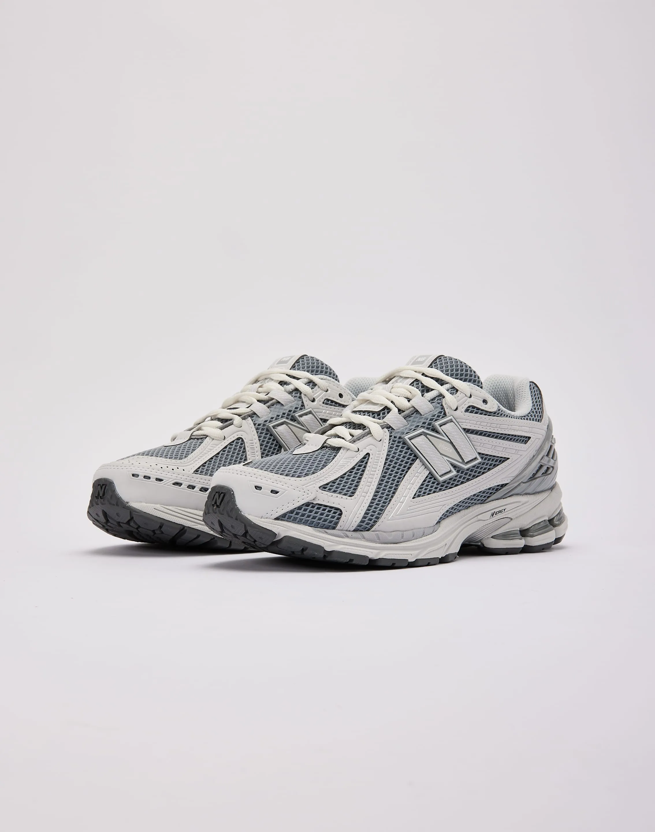 Fast Comfort Hiking Friendly New Balance 1906R
