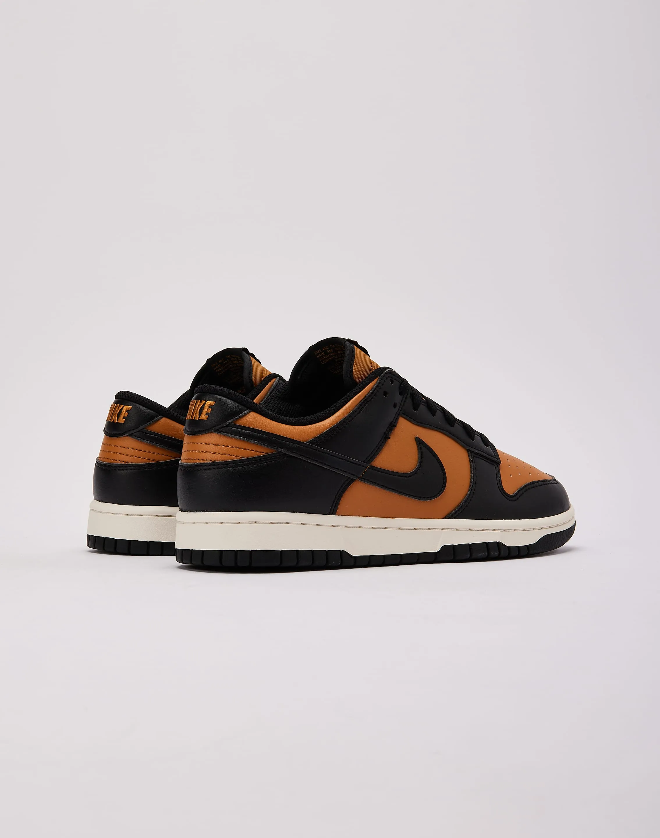 Nike Dunk Low Fast Move Neutral Mood