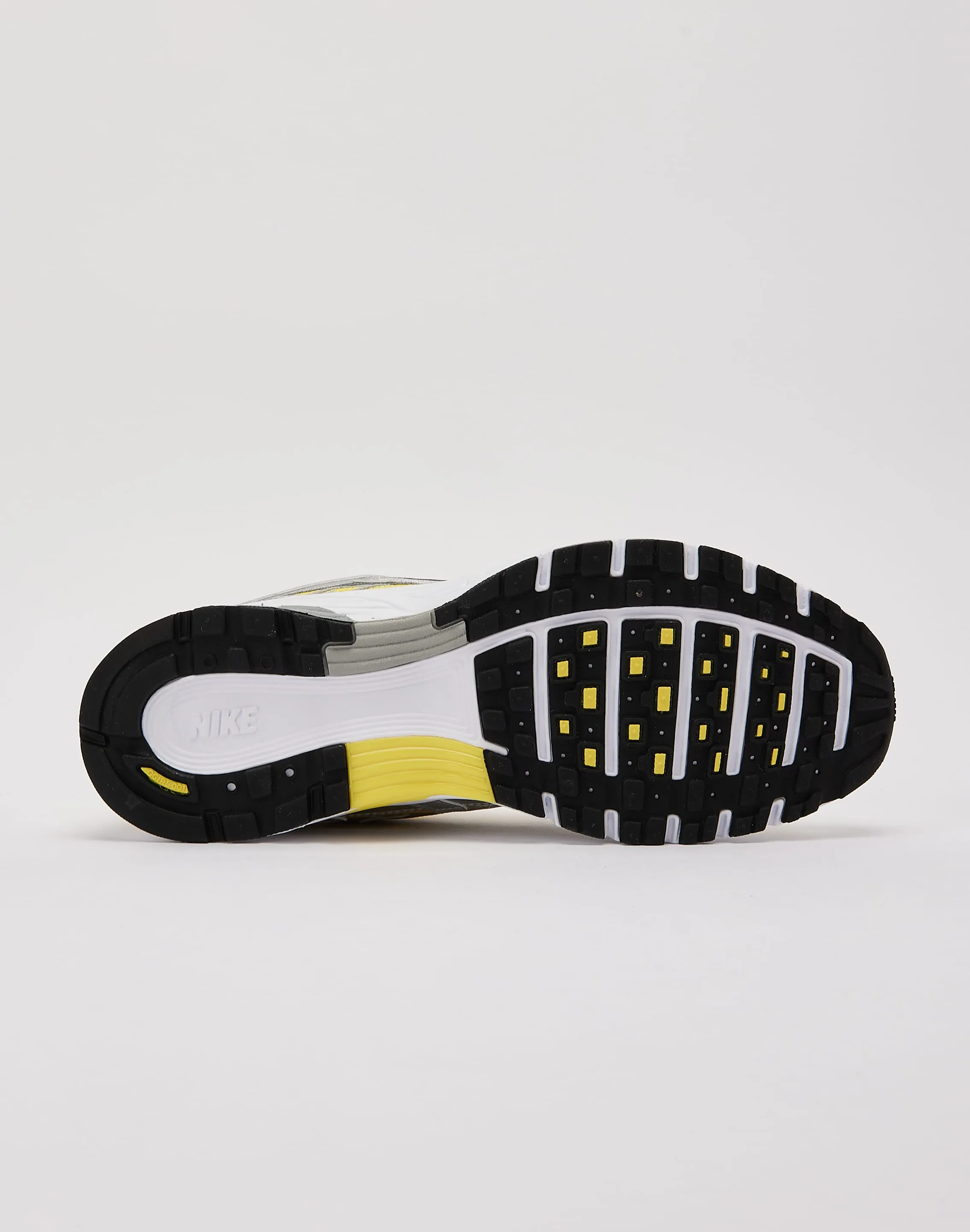 Nike P-6000 Dog Jog Relax Days