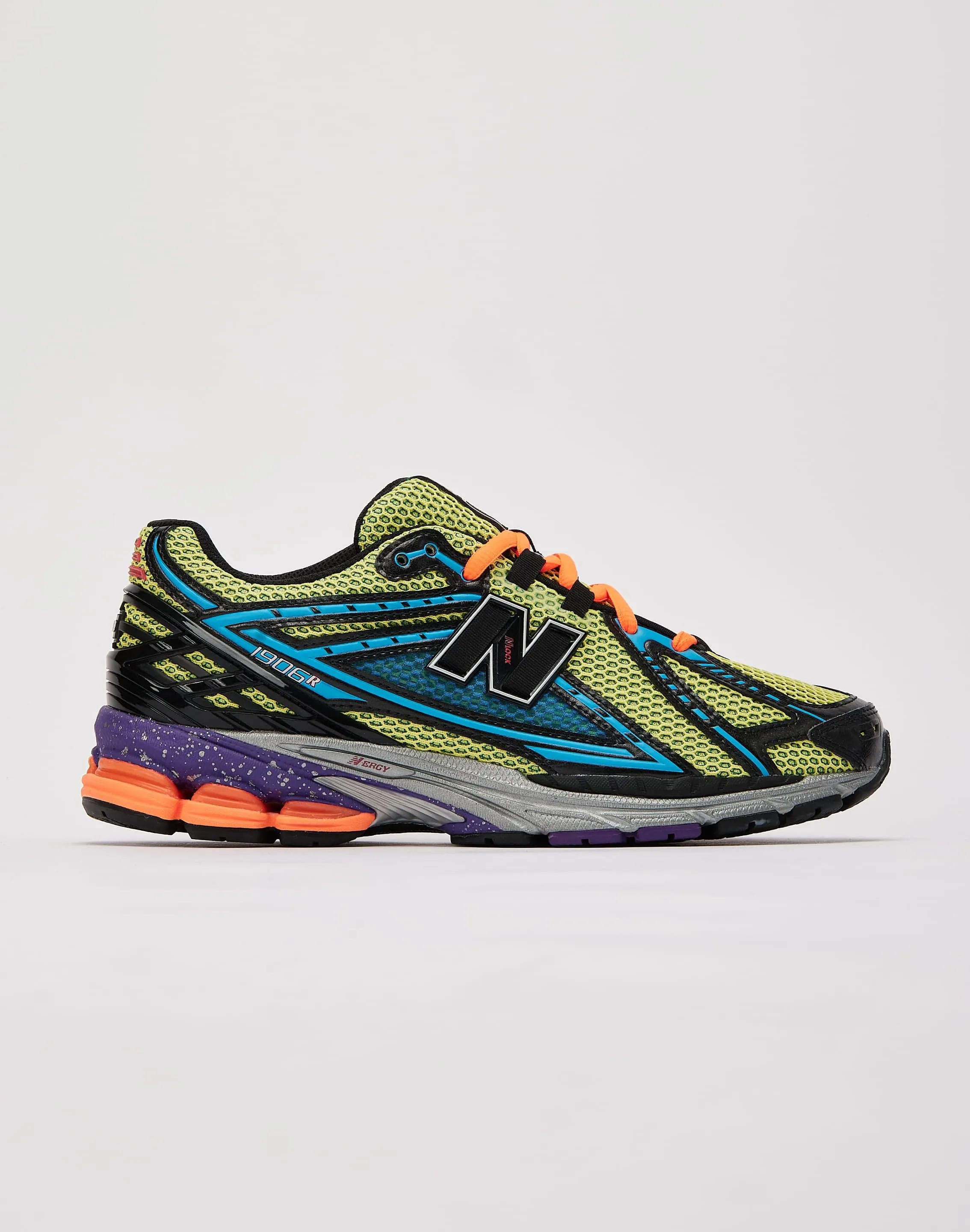 Outdoor Wear Short Walk New Balance 1906R 'Starry Nights'