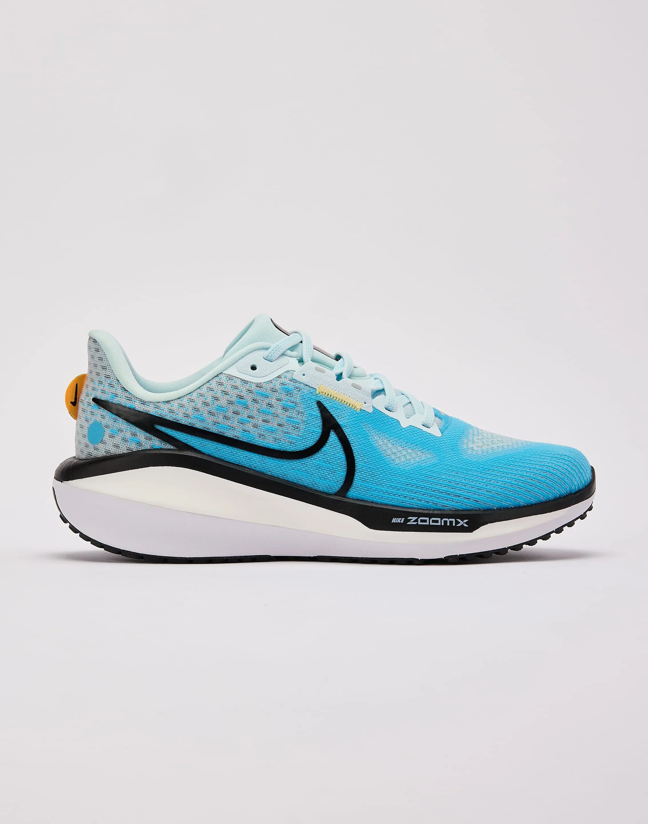 Weekend Walks Nike Vomero 17