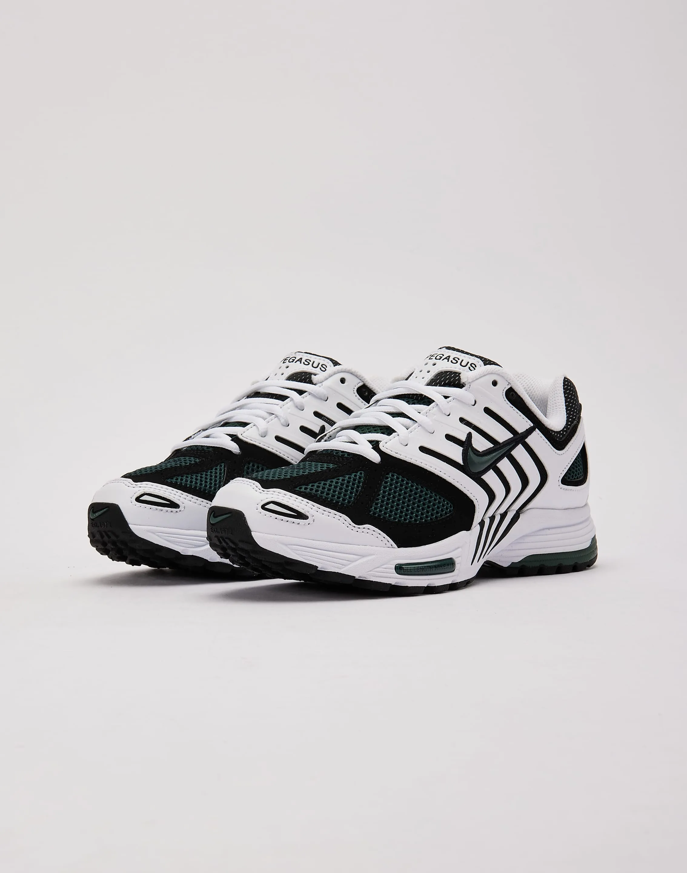 Air   Circulating Day-Long Comfort Nike Air Pegasus 2005