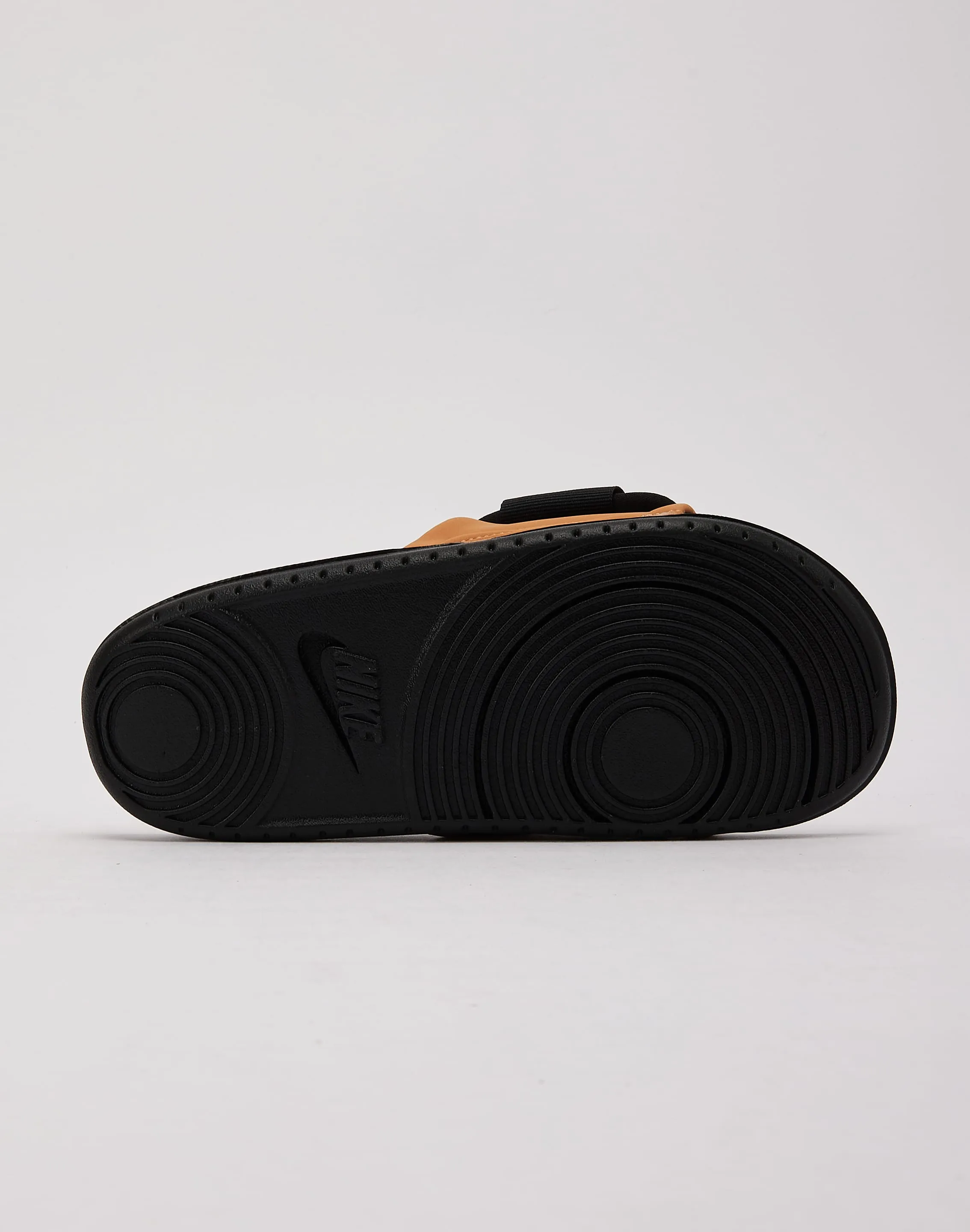 Relaxed Look Shoes Nike Offcourt Adjust Slides