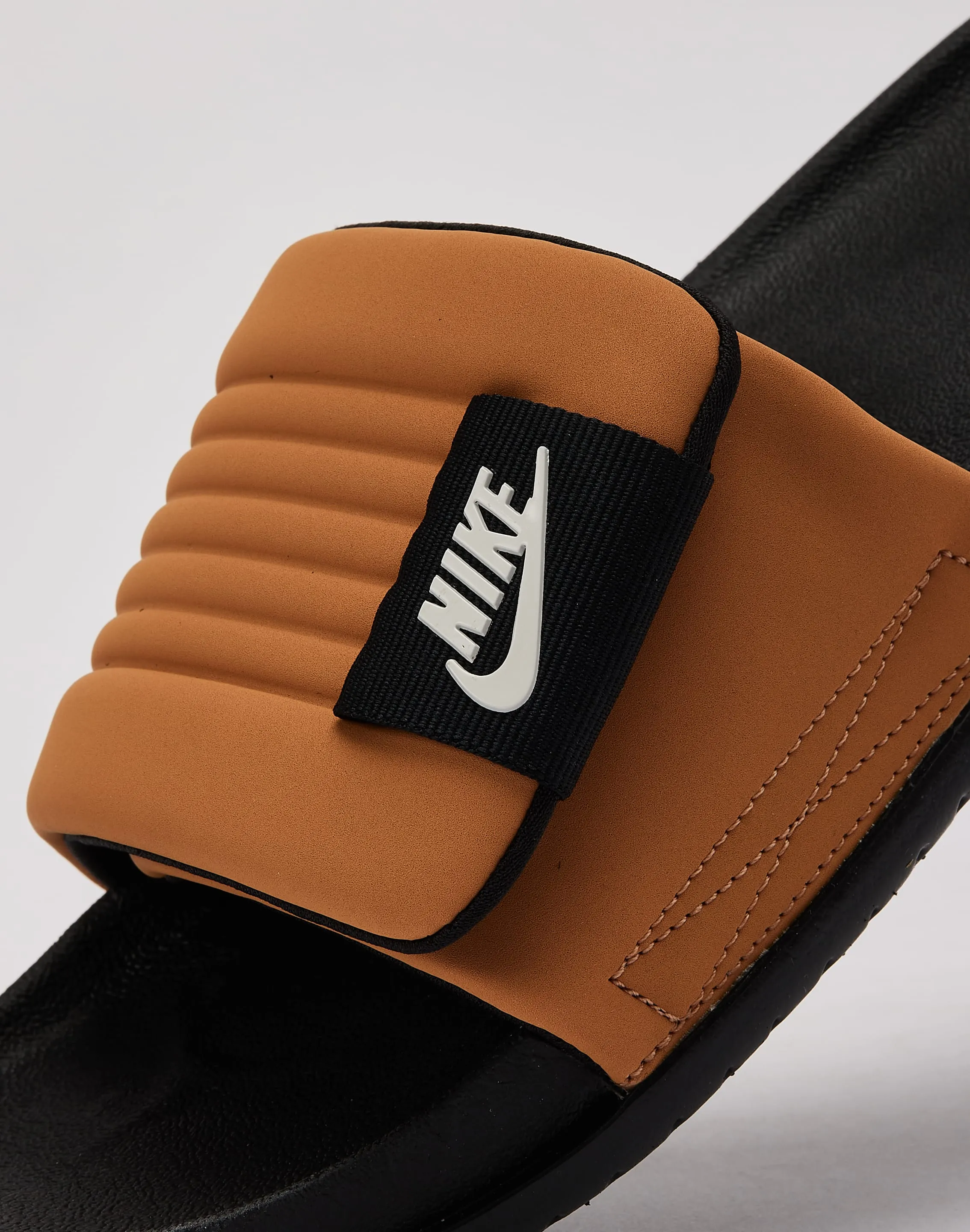 Cliff Path Nike Offcourt Adjust Slides