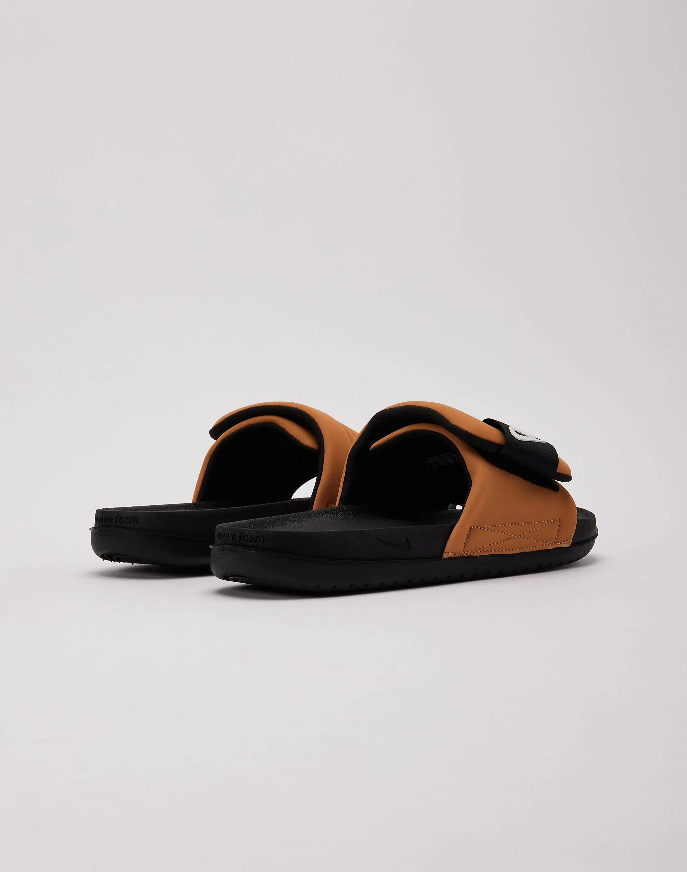 Nike Offcourt Adjust Slides Breathable Sole