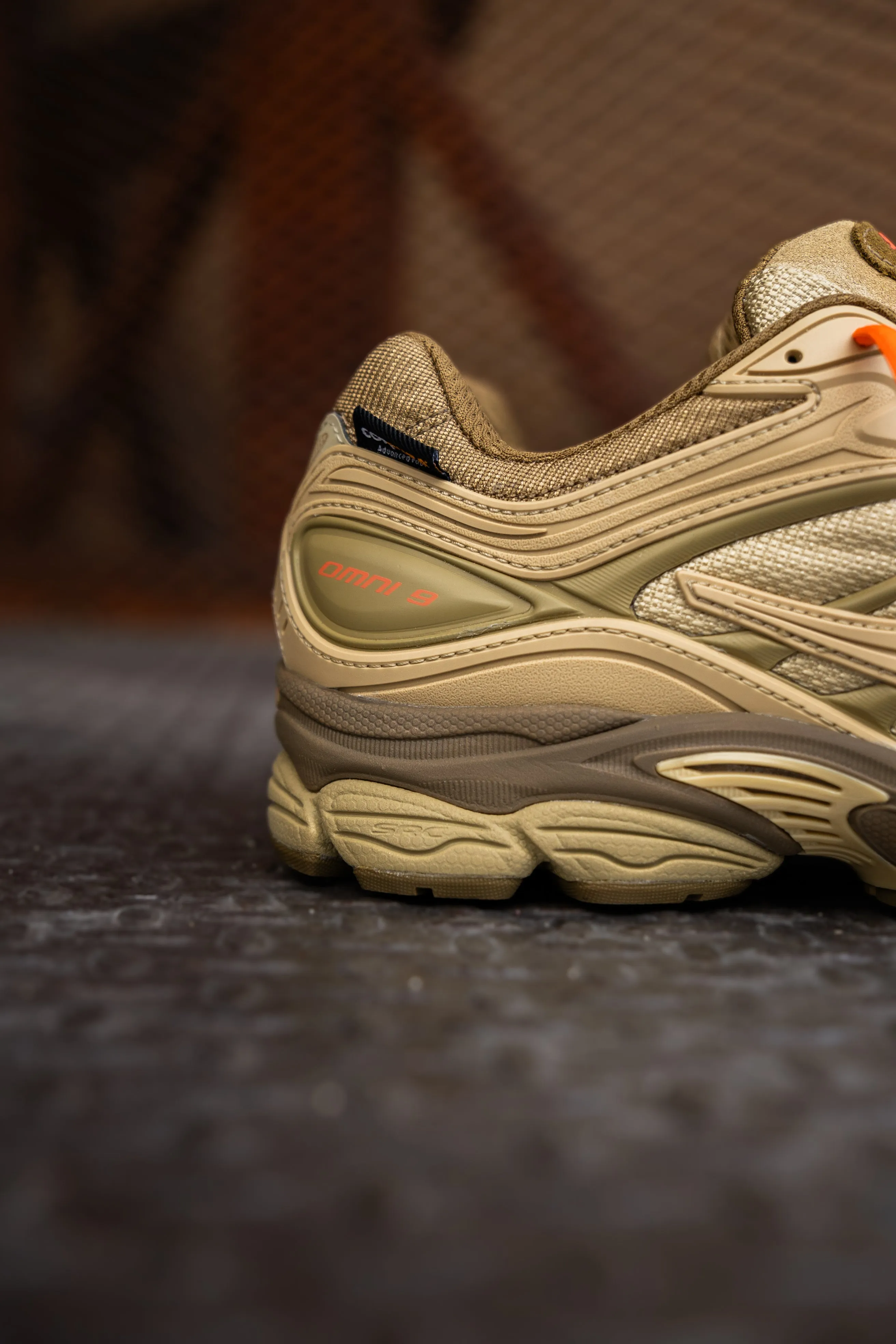 Mens Saucony x Starcow ProGrid Omni 9 (Beige/Tan) Tourist