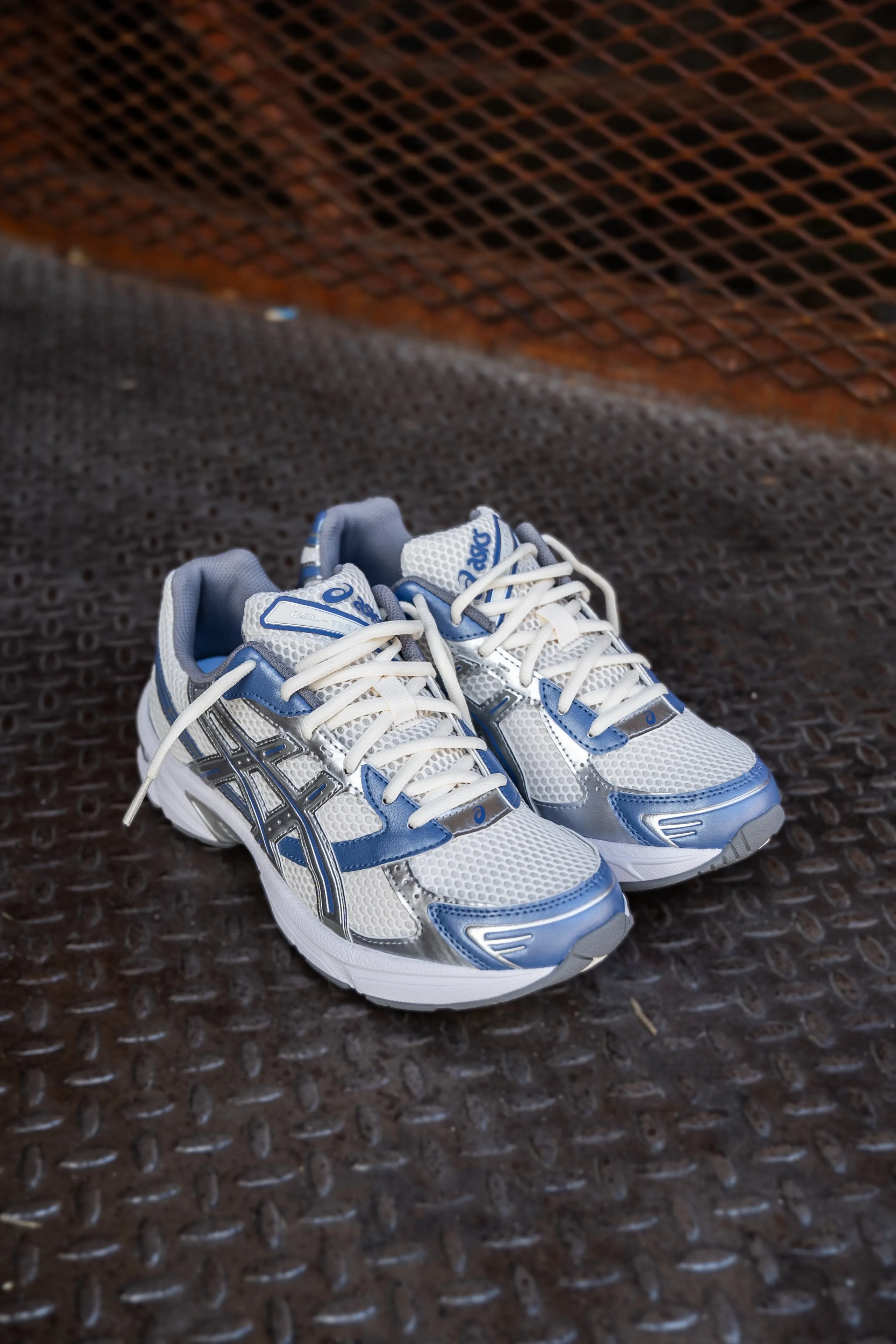 least breathable Maximum touch Mens Asics Gel-1130 (Cream/Blueberry)
