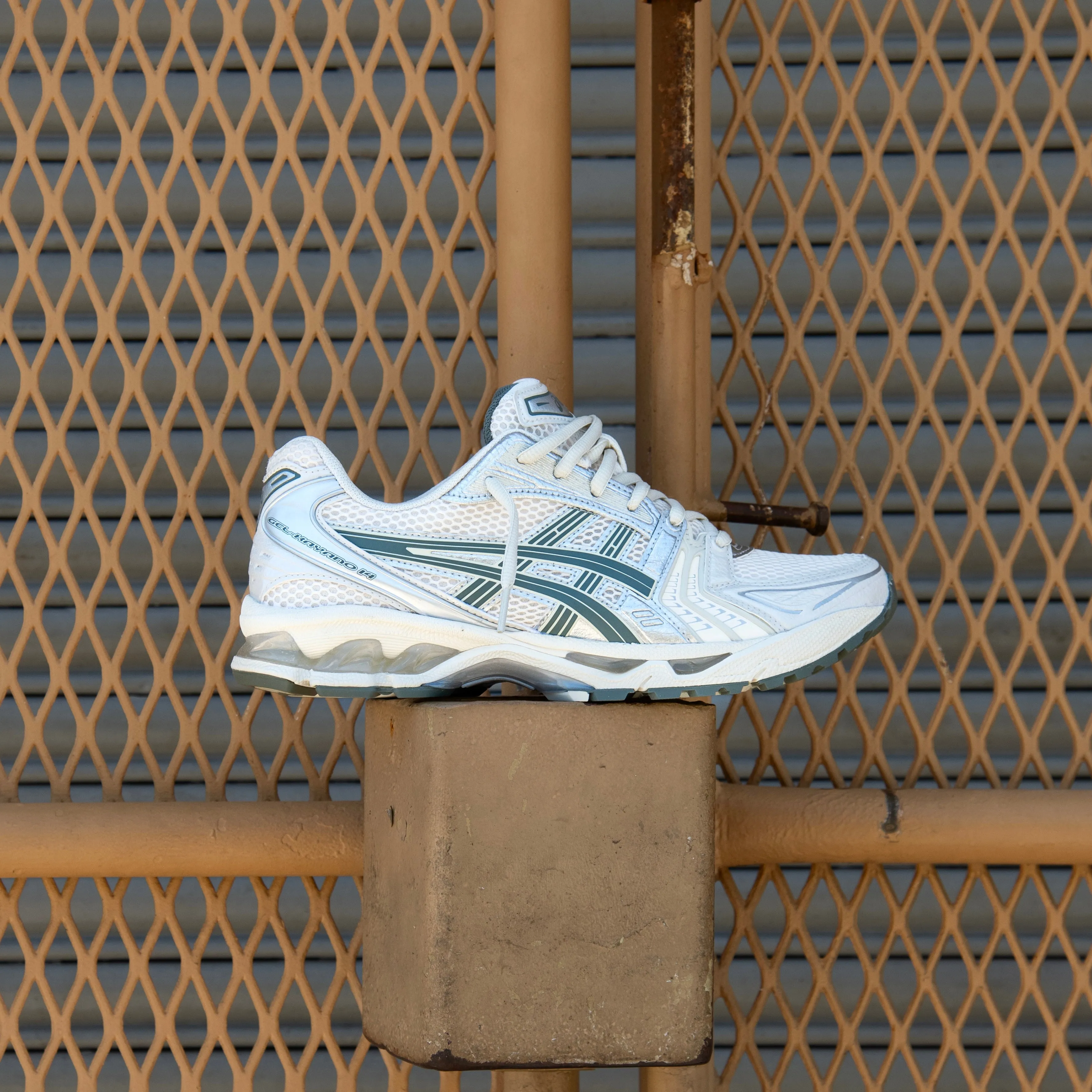 Functional Piece Mens Asics Gel-Kayano 14 (Birch/Dark Pewter)