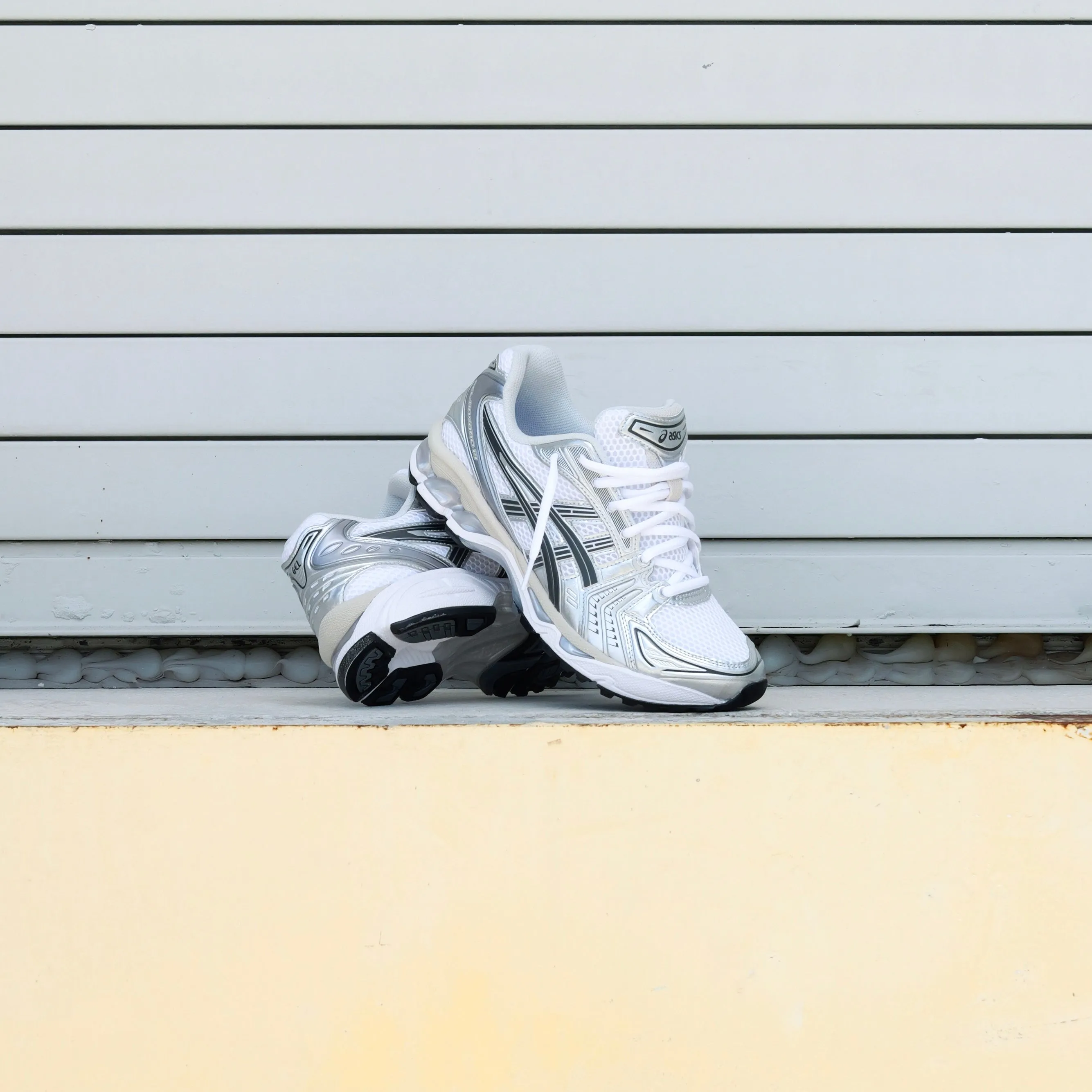 pumps Mens Asics Gel-Kayano 14 (White/Graphite Grey)